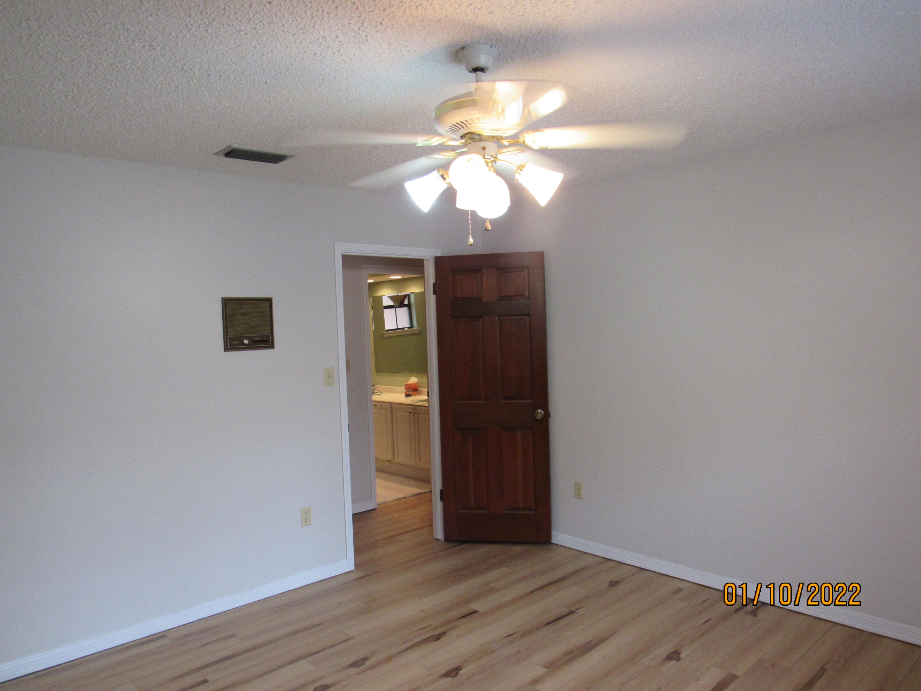 VALPARAISO - Residential Lease