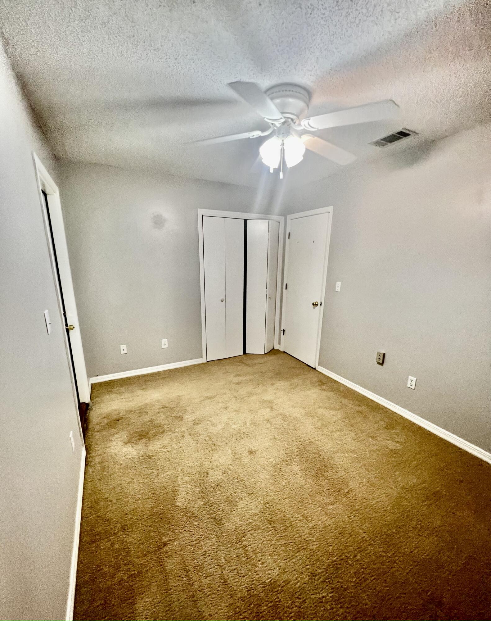 LIVE OAK MANORS - Residential
