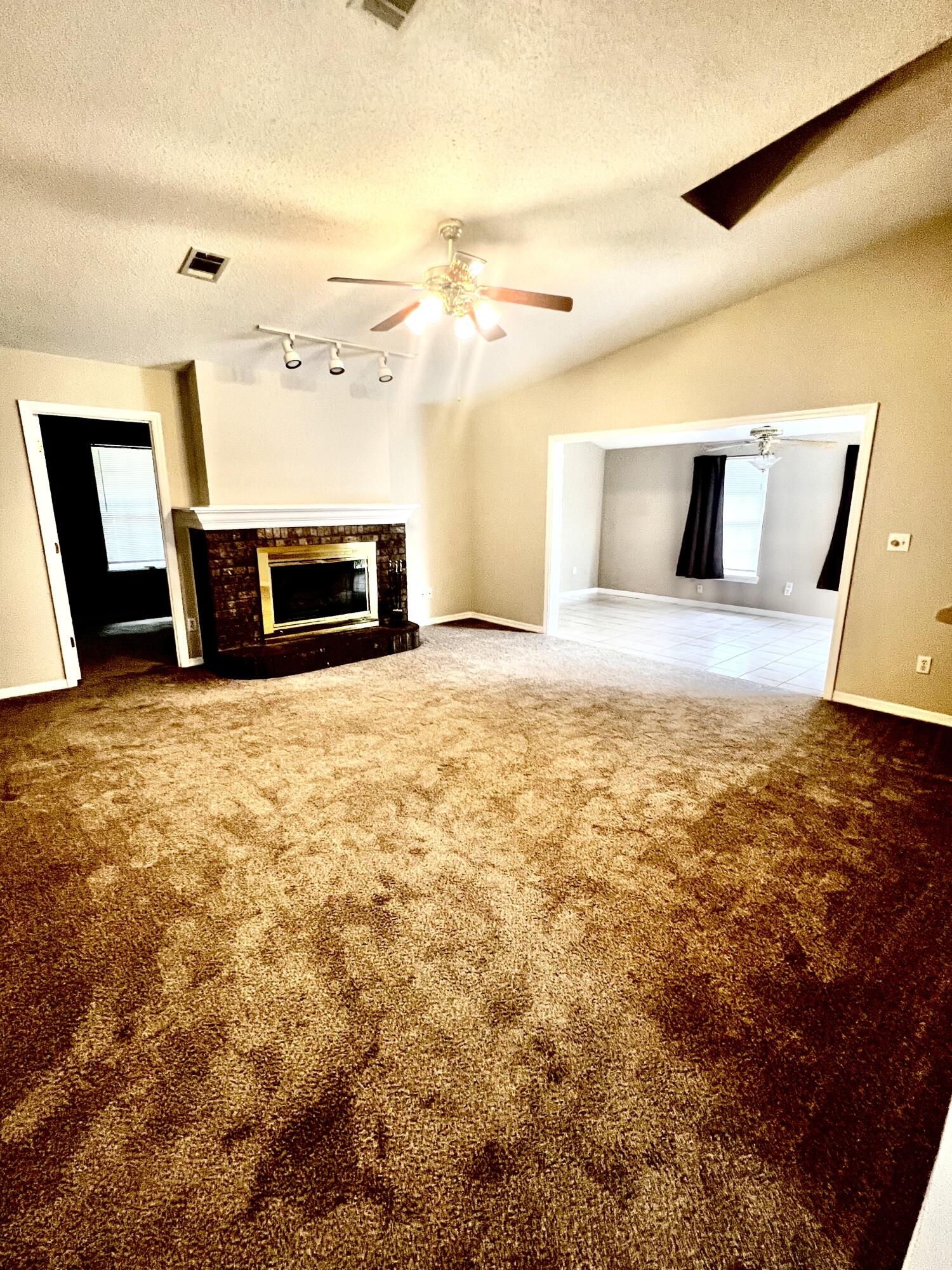 LIVE OAK MANORS - Residential