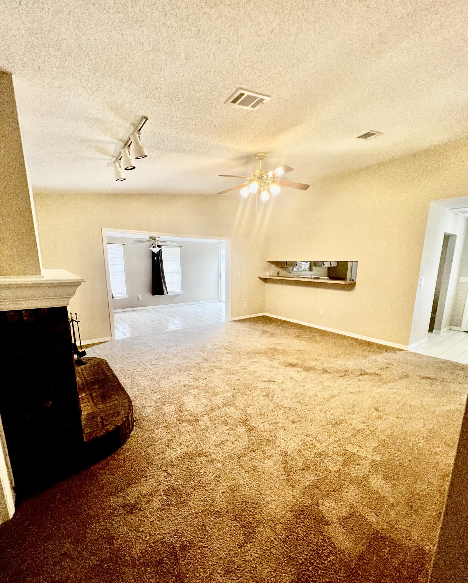 LIVE OAK MANORS - Residential