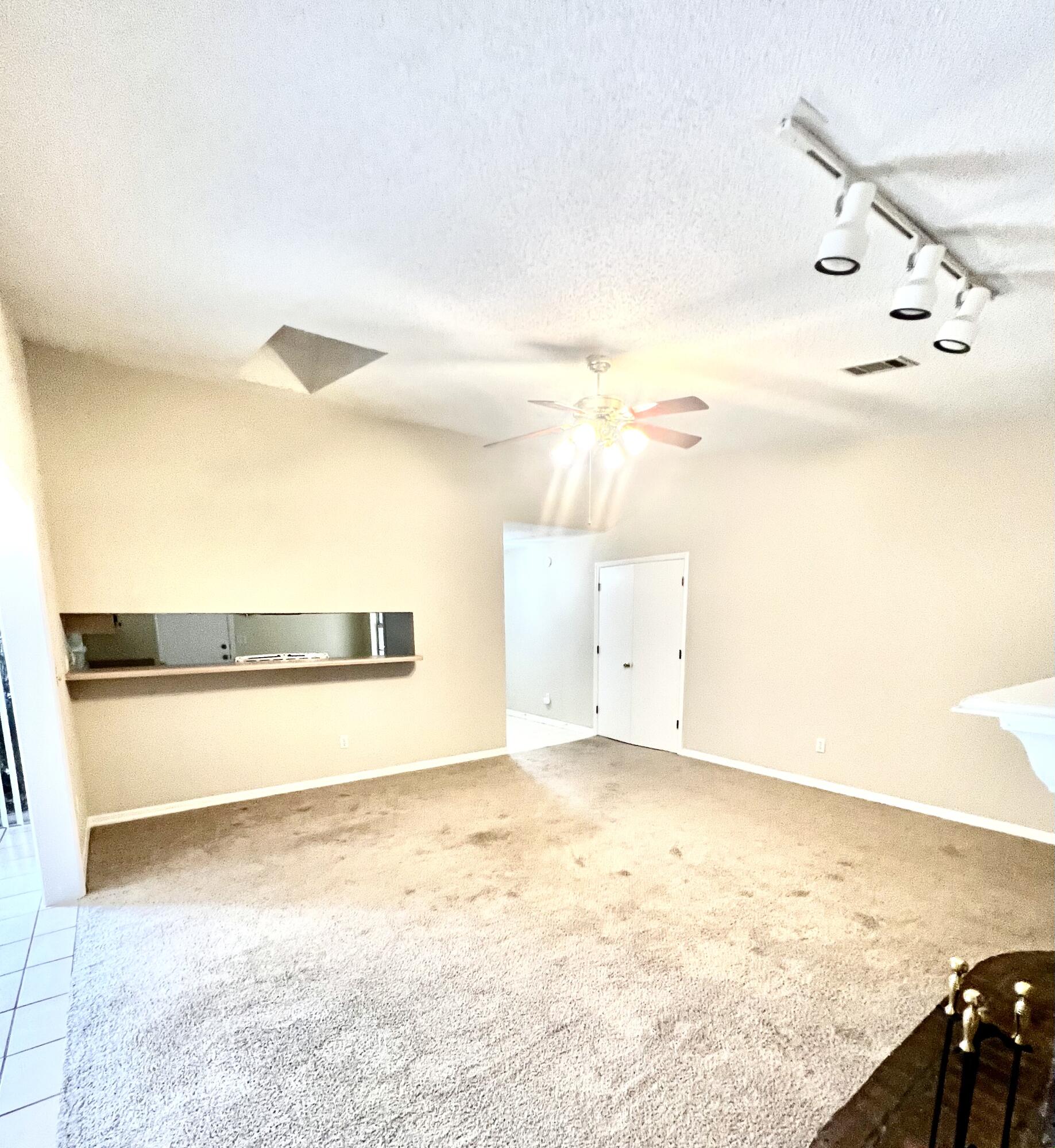 LIVE OAK MANORS - Residential