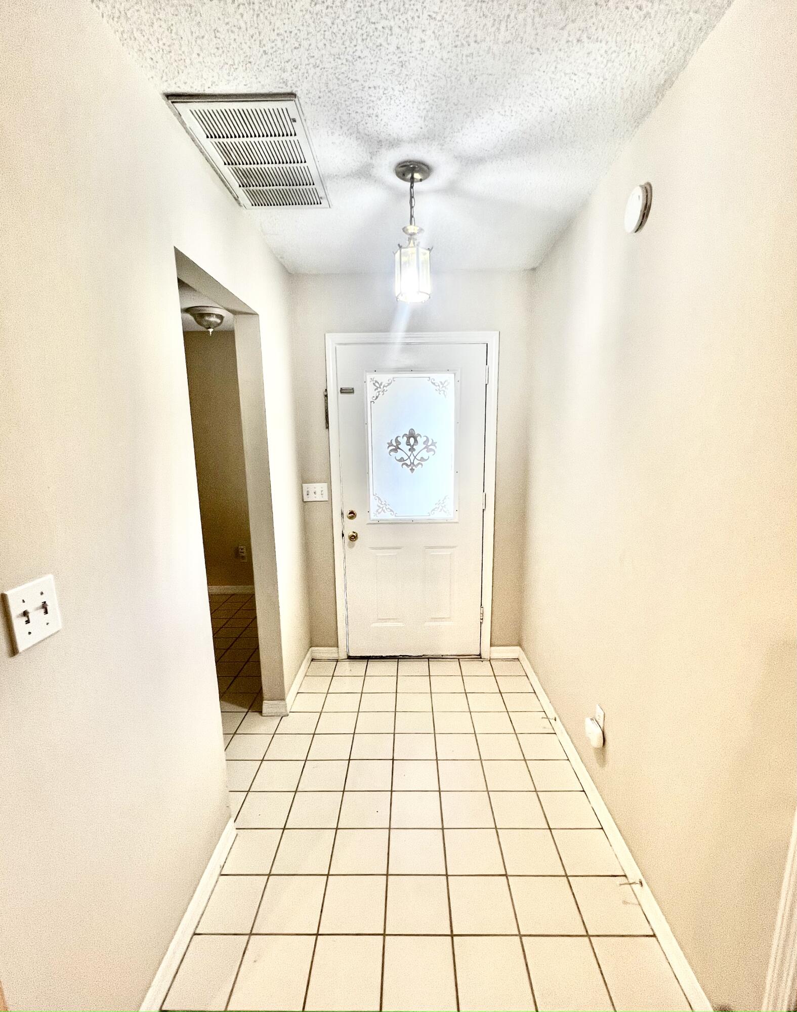 LIVE OAK MANORS - Residential