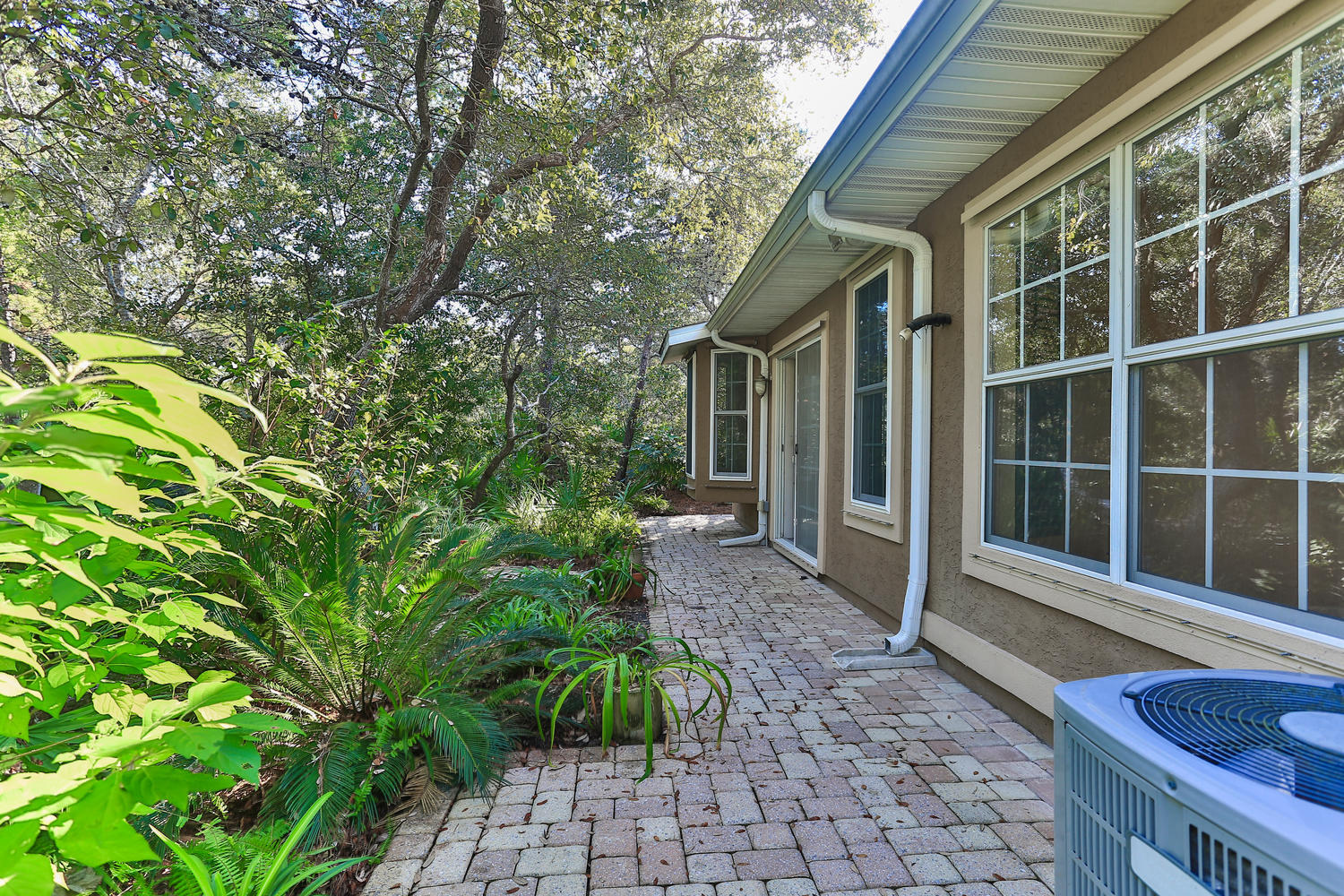 SEABREEZE - Residential