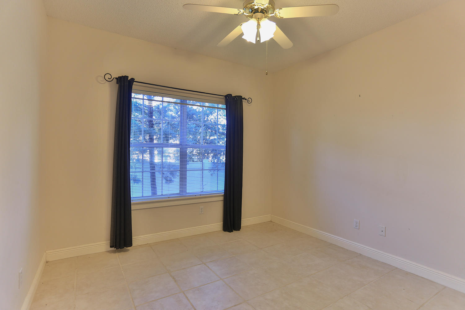 SEABREEZE - Residential