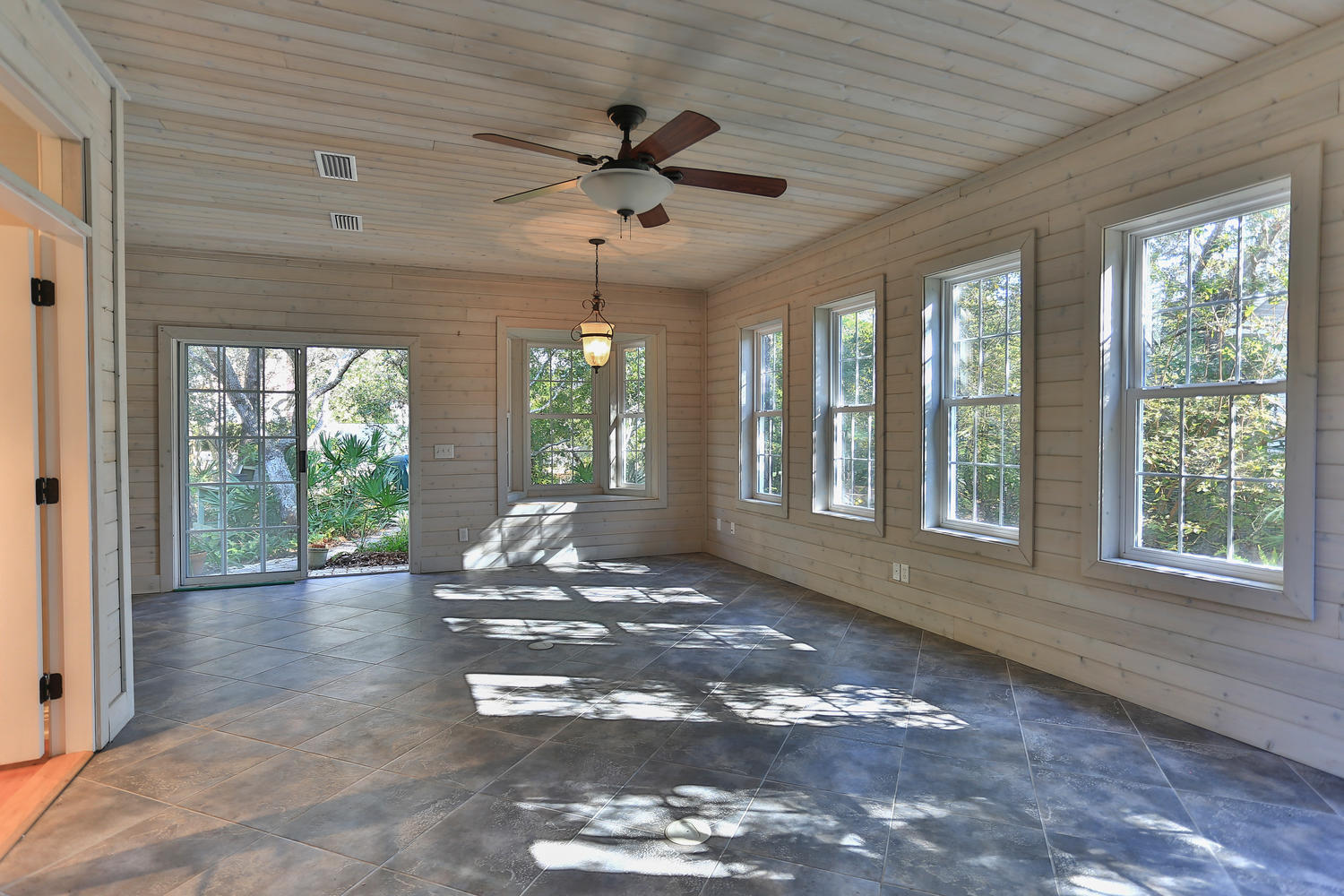 SEABREEZE - Residential