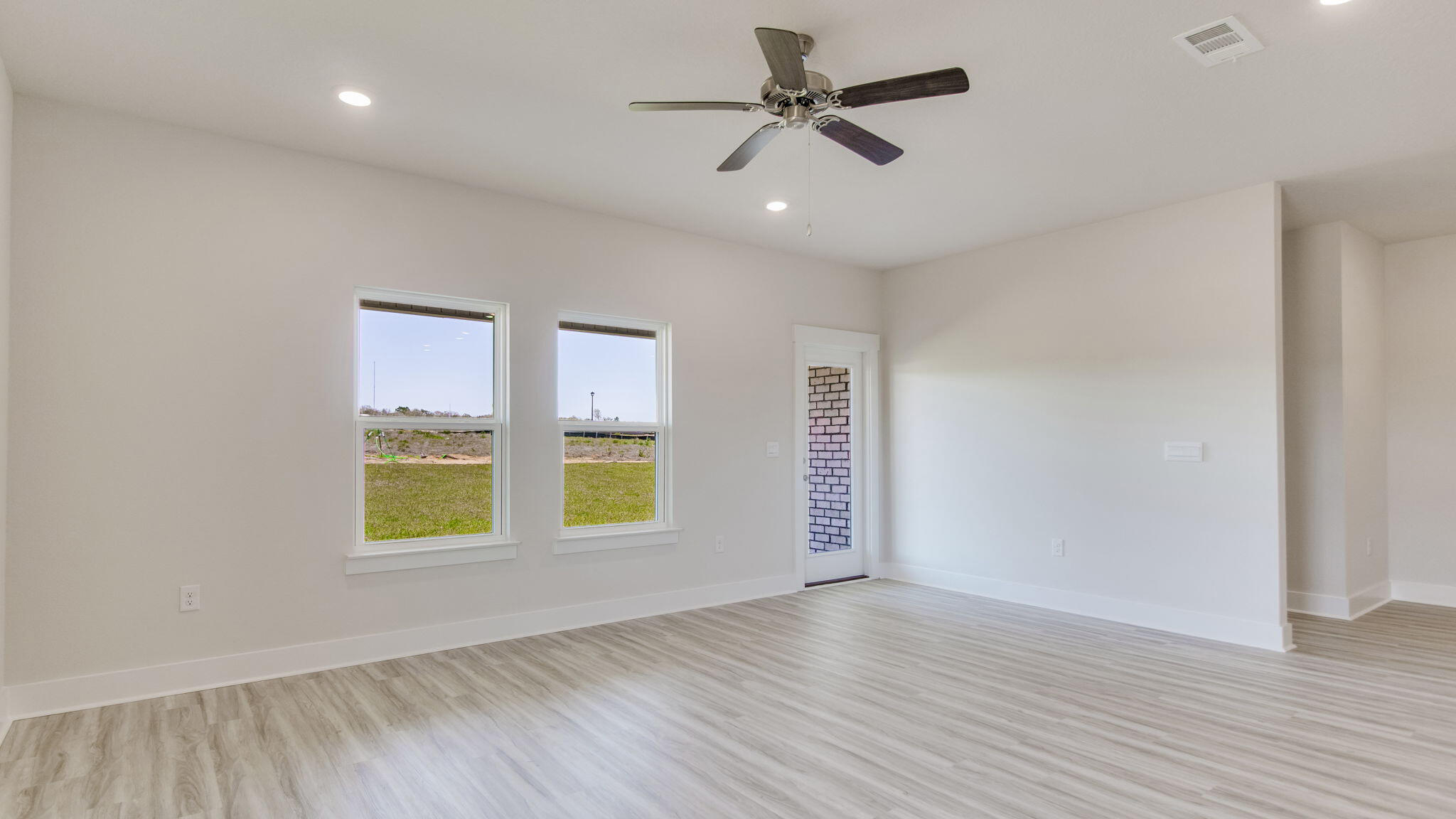 Deer Ridge Crossing - Residential