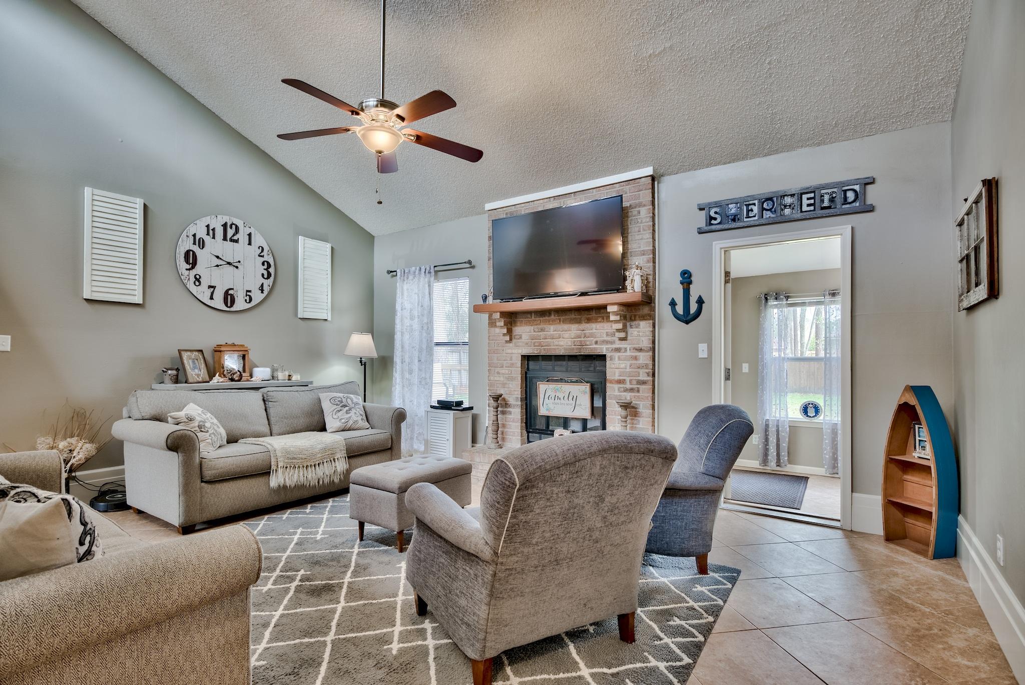 Valparaiso Pinecrest #6 - Residential