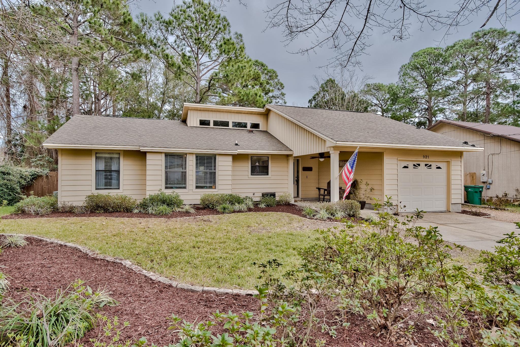 Valparaiso Pinecrest #6 - Residential