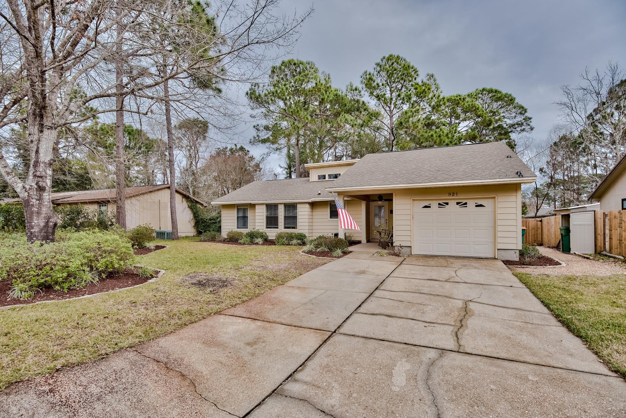 Valparaiso Pinecrest #6 - Residential