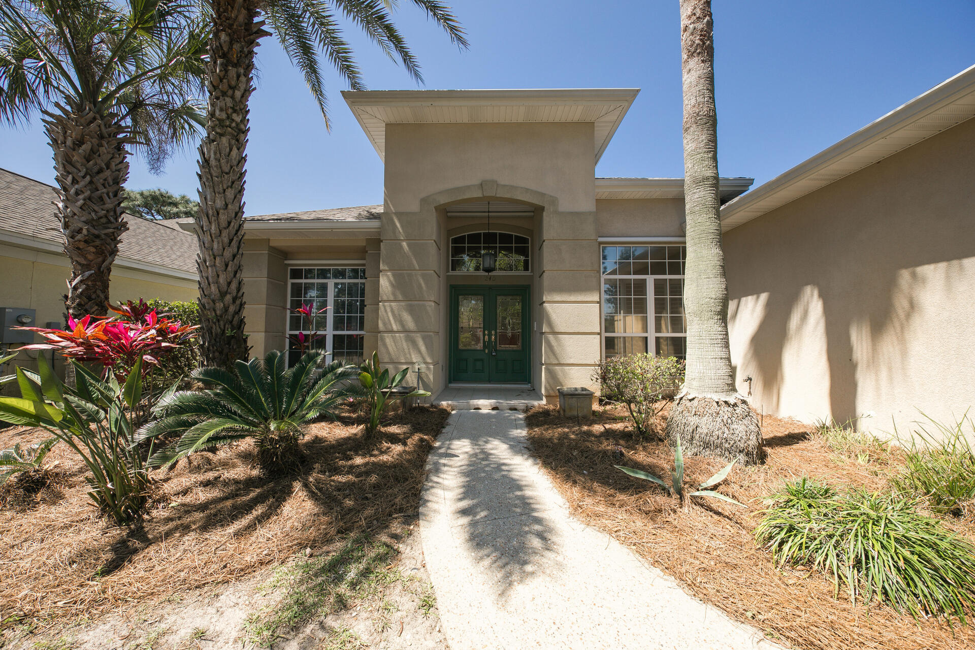 EMERALD LAKES PH 1 - Residential