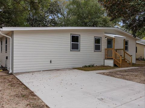 A home in Fort Walton Beach