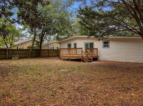 A home in Fort Walton Beach