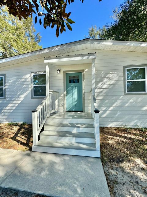 A home in Fort Walton Beach