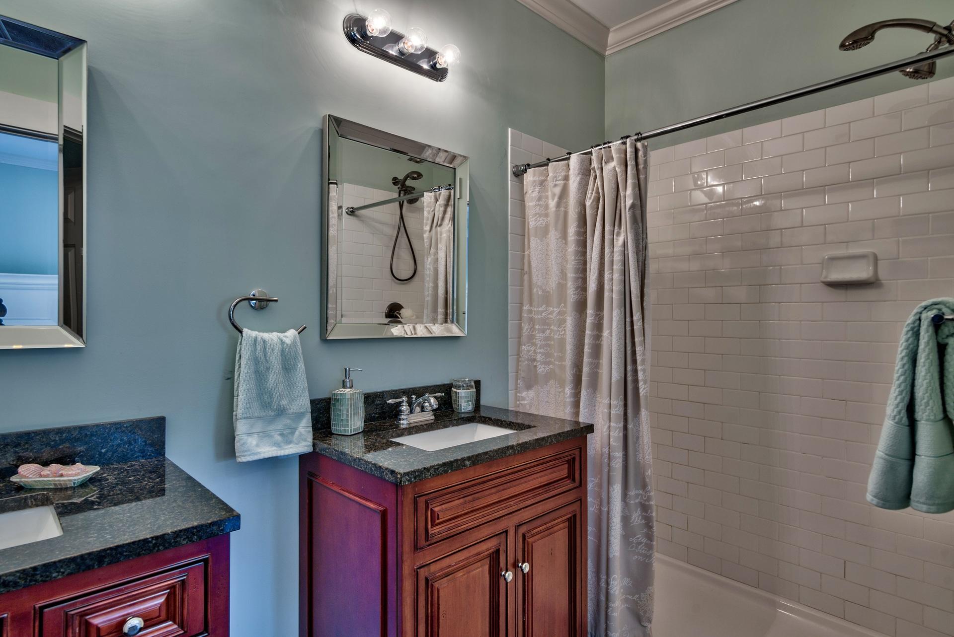 SANTA ROSA BEACH - Residential