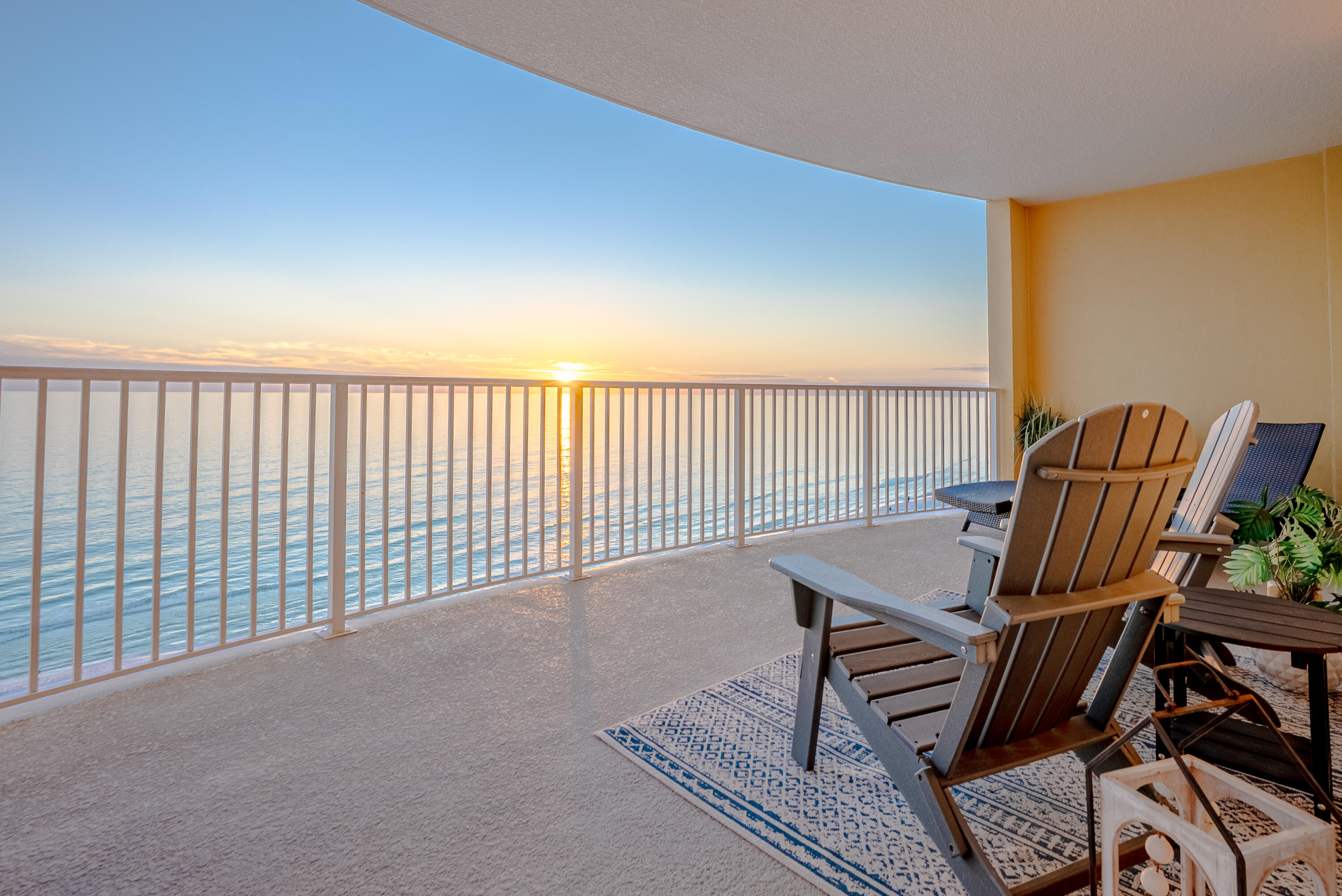 EMERALD ISLE - Residential