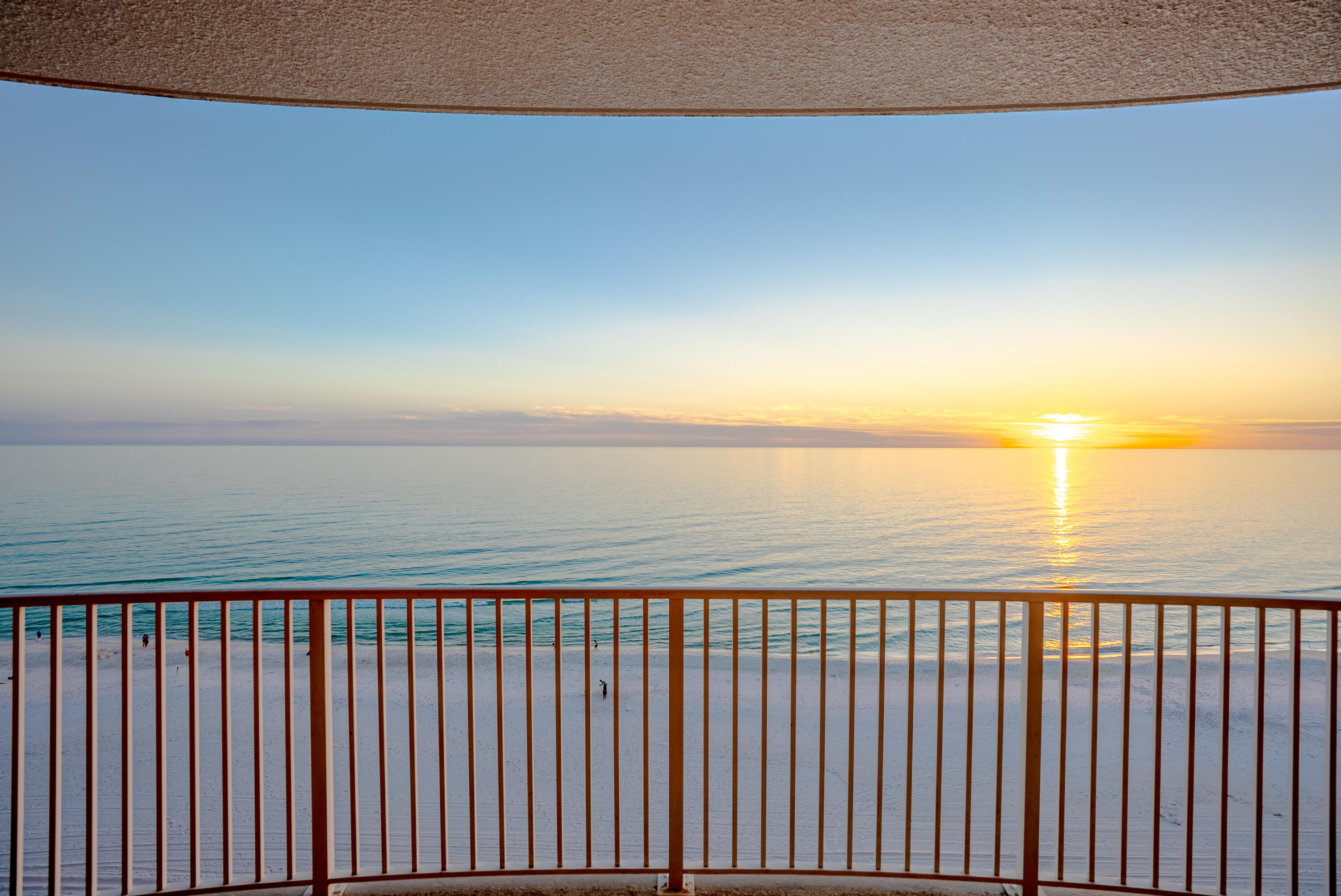 EMERALD ISLE - Residential