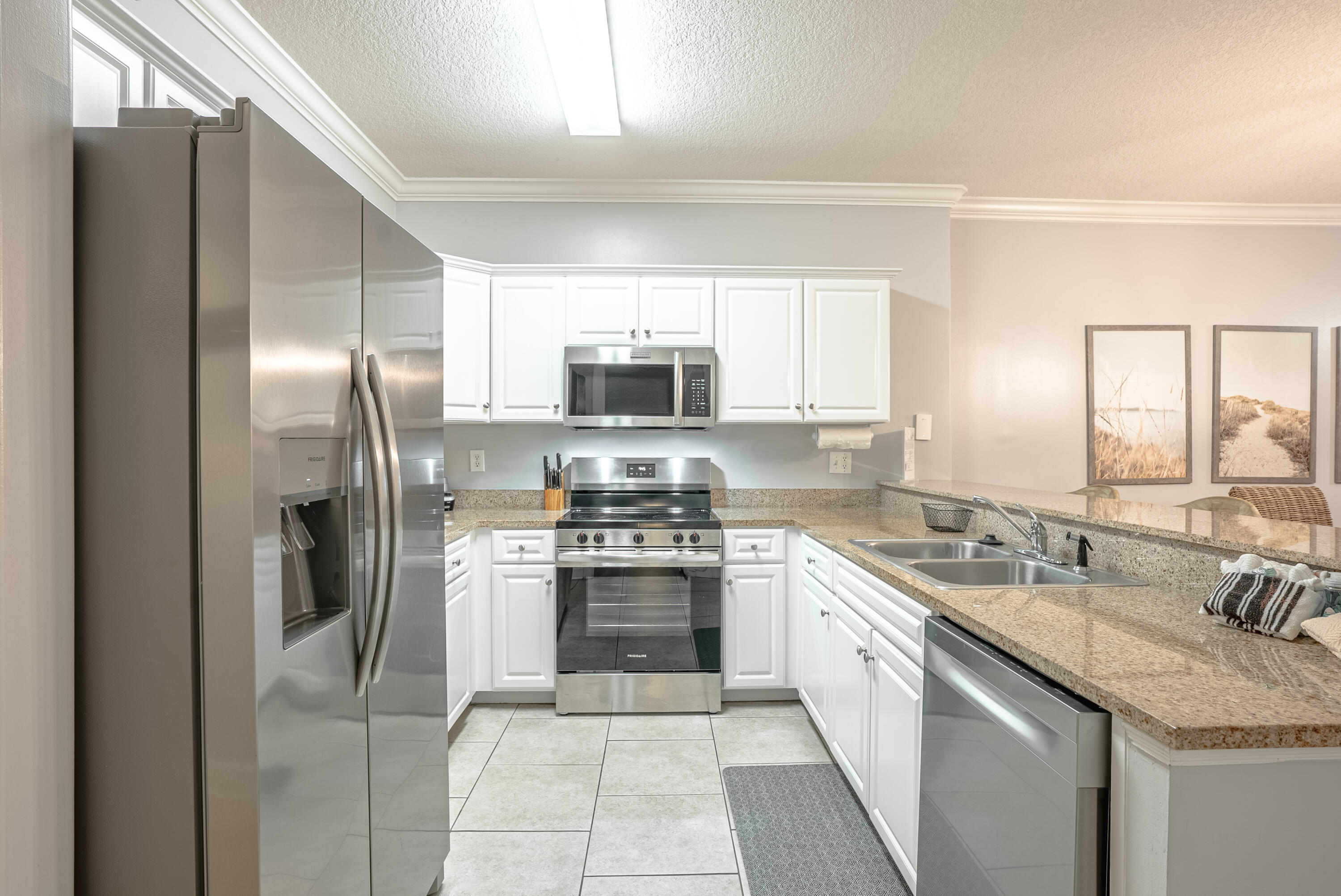 EMERALD ISLE - Residential