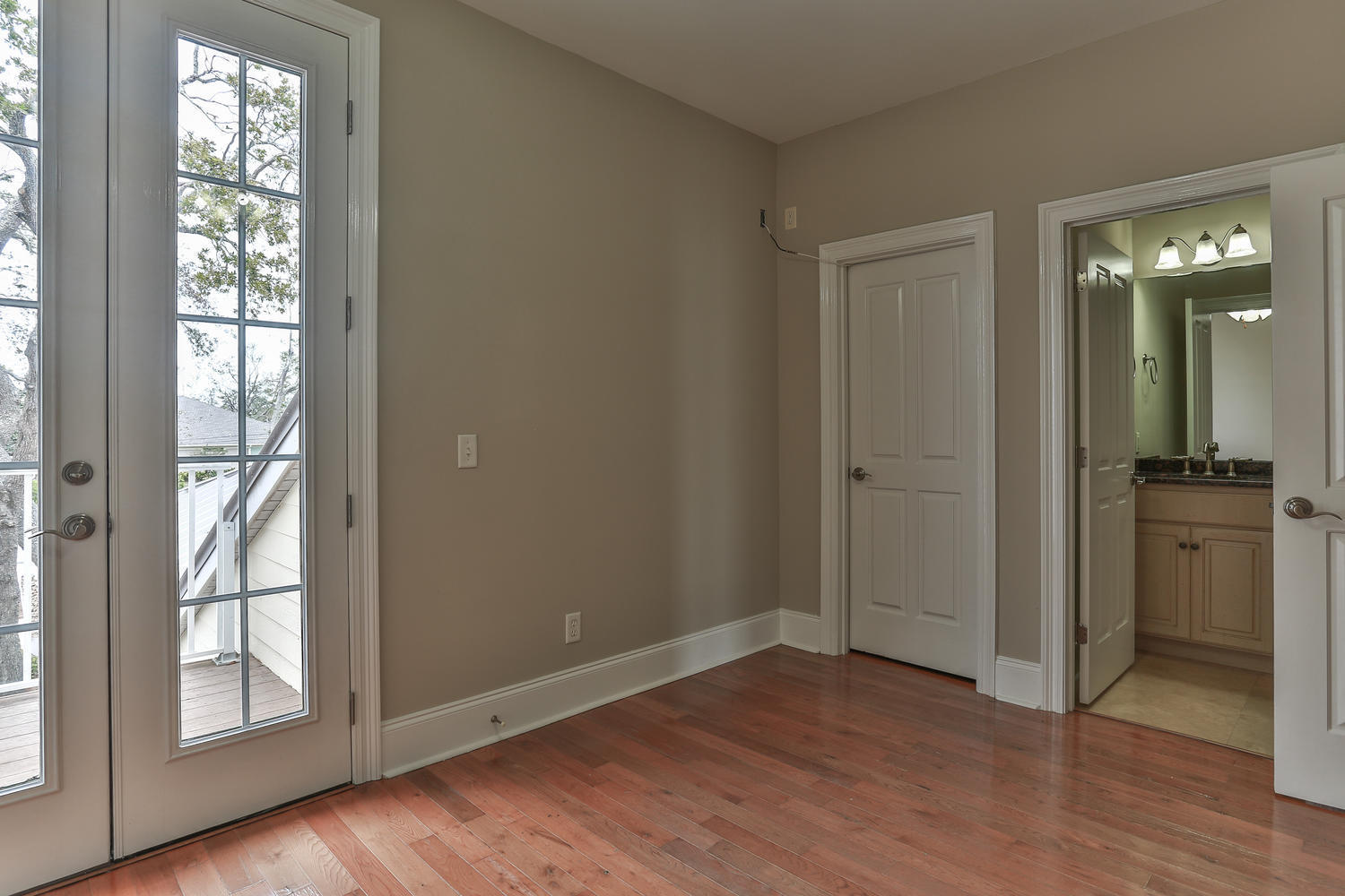 NO RECORDED SUBDIVISION - Residential