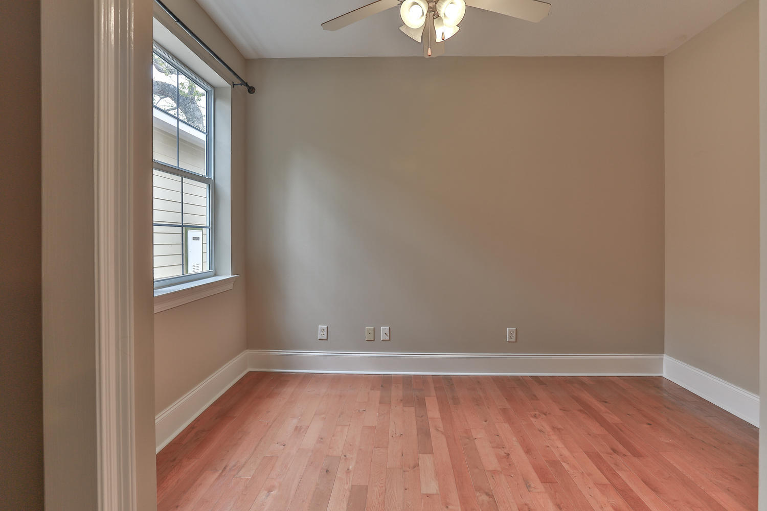 NO RECORDED SUBDIVISION - Residential