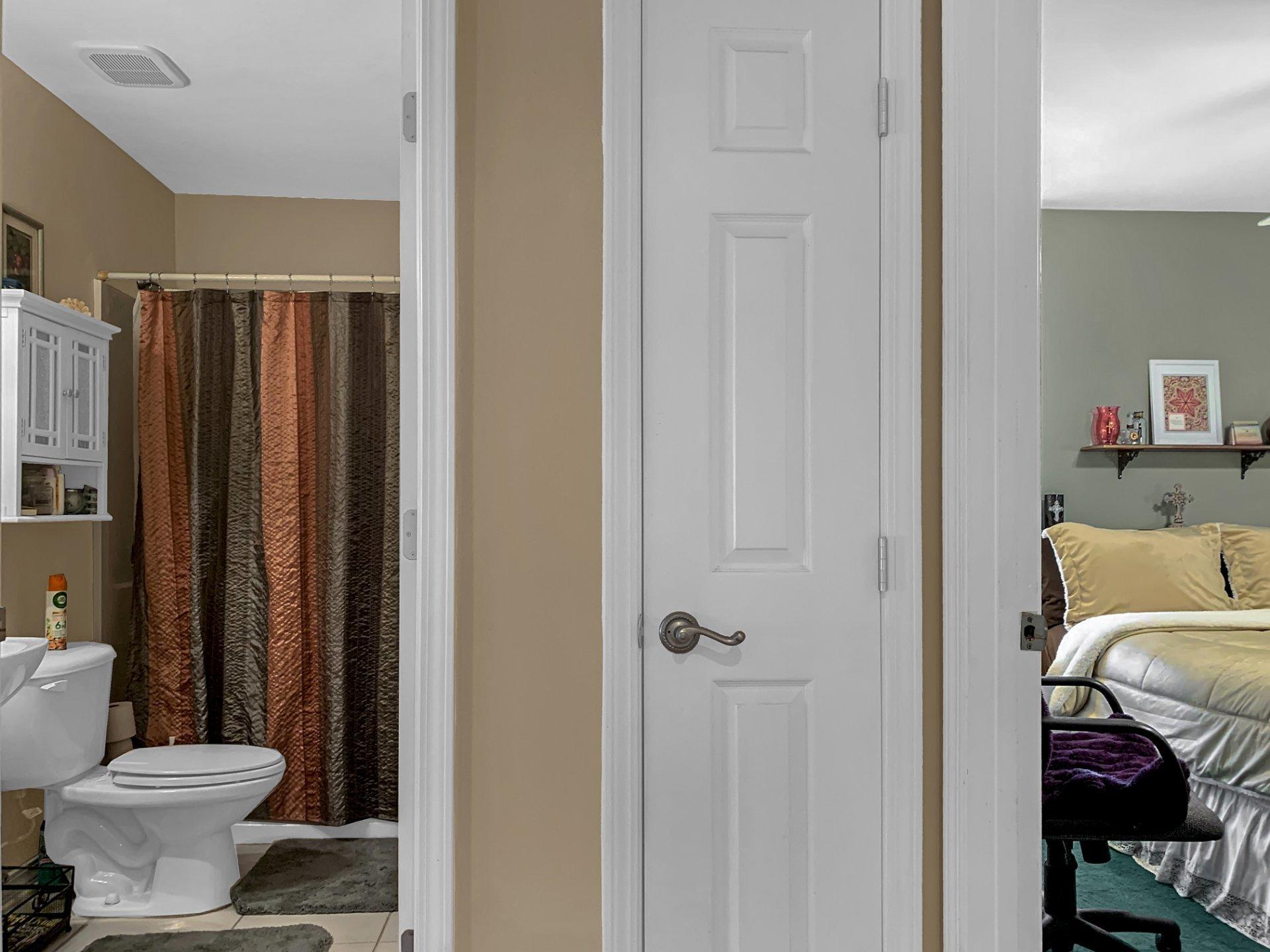 ROBLEDAL ESTATES - Residential