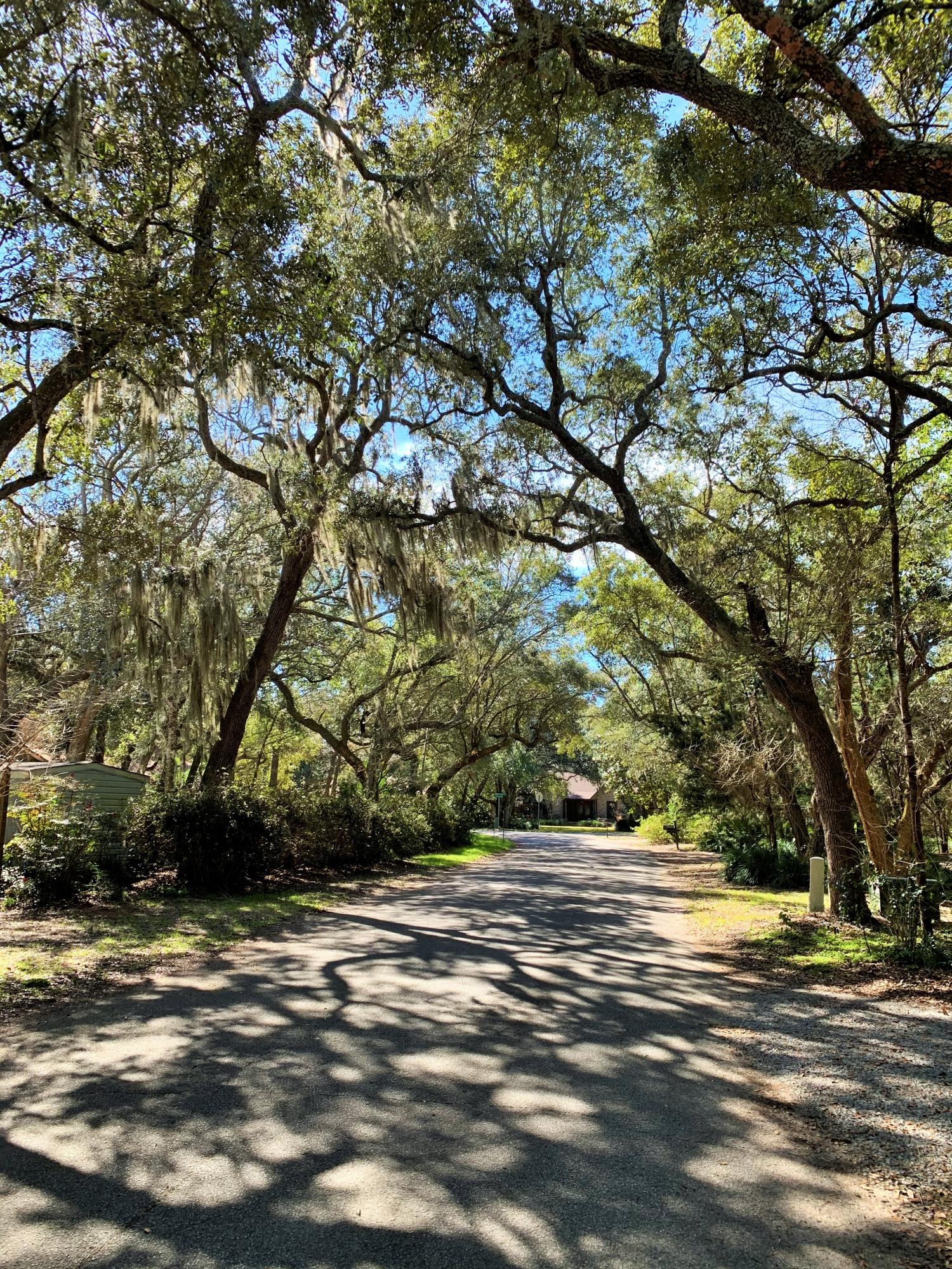 ROBLEDAL ESTATES - Residential