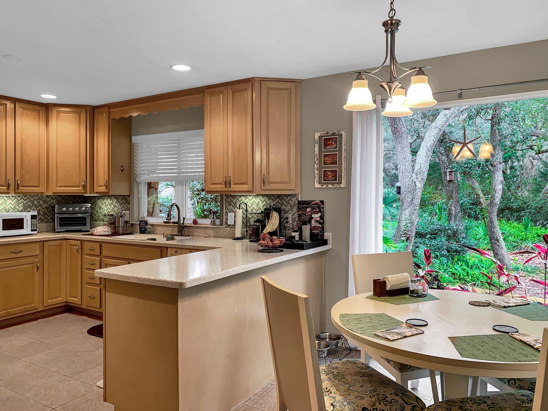 ROBLEDAL ESTATES - Residential