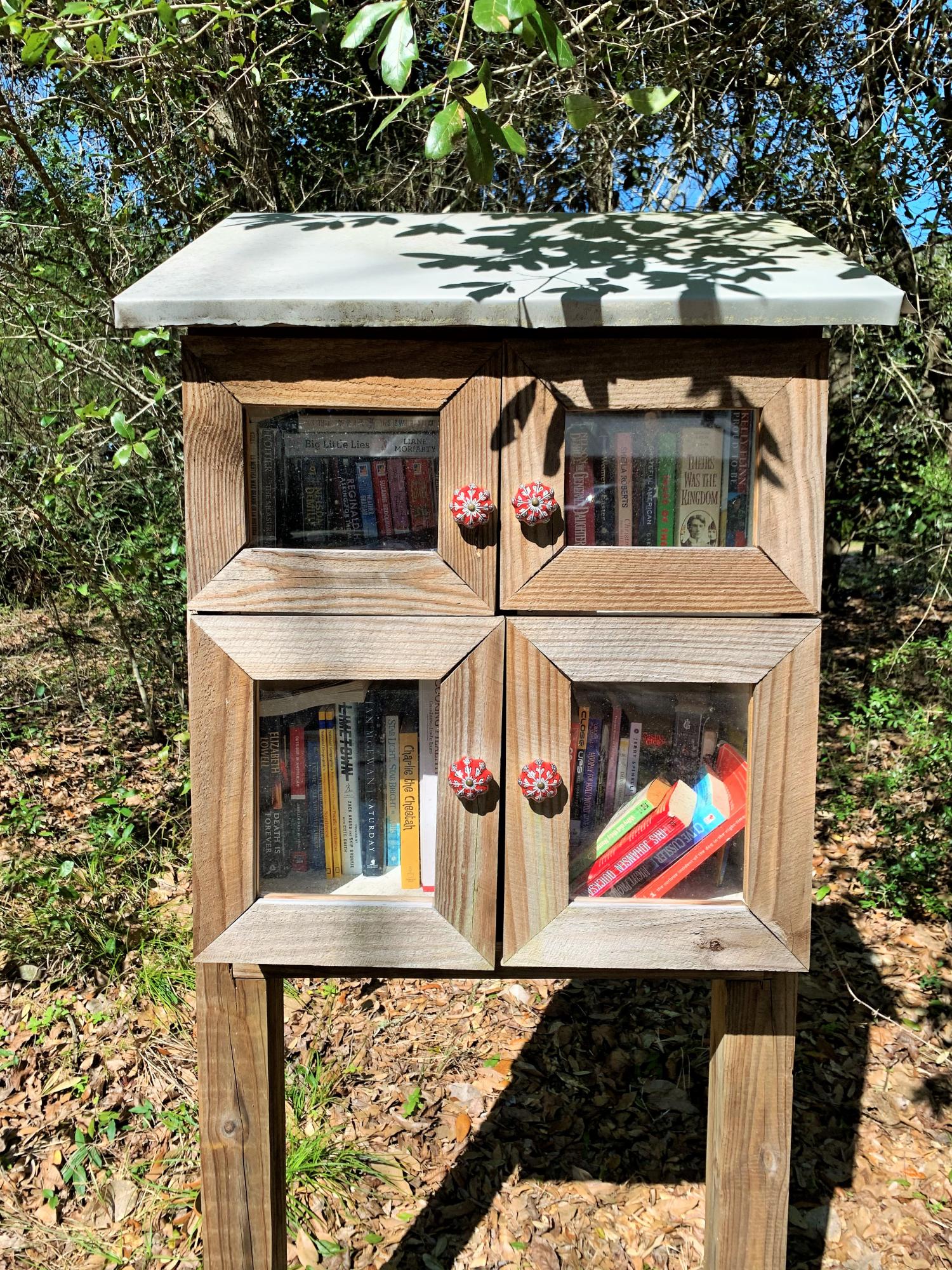 ROBLEDAL ESTATES - Residential