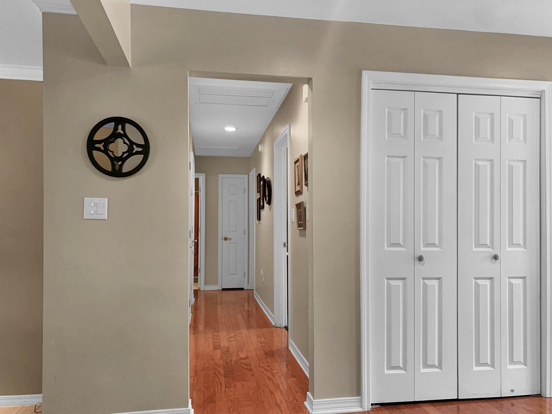 ROBLEDAL ESTATES - Residential