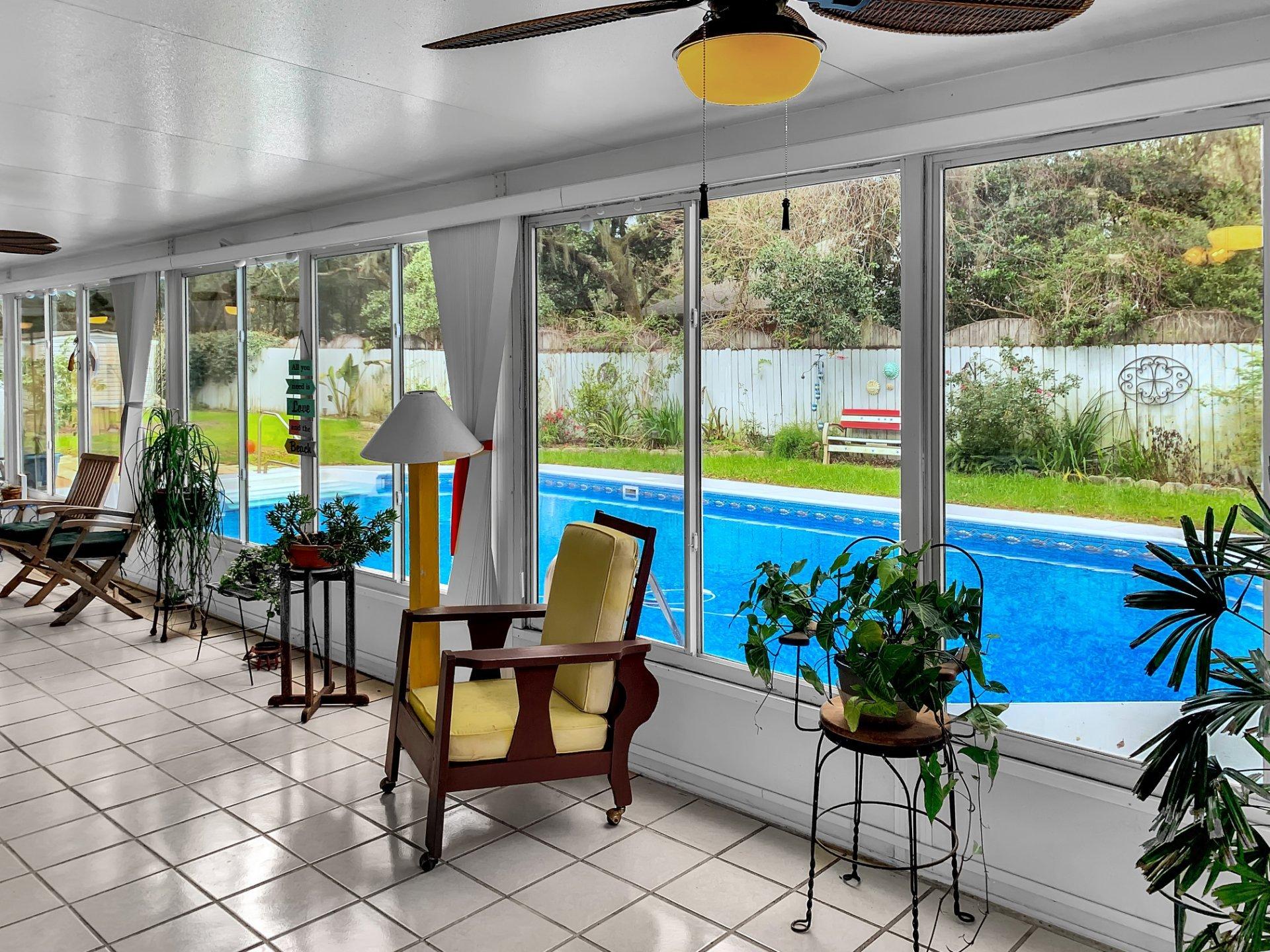 ROBLEDAL ESTATES - Residential