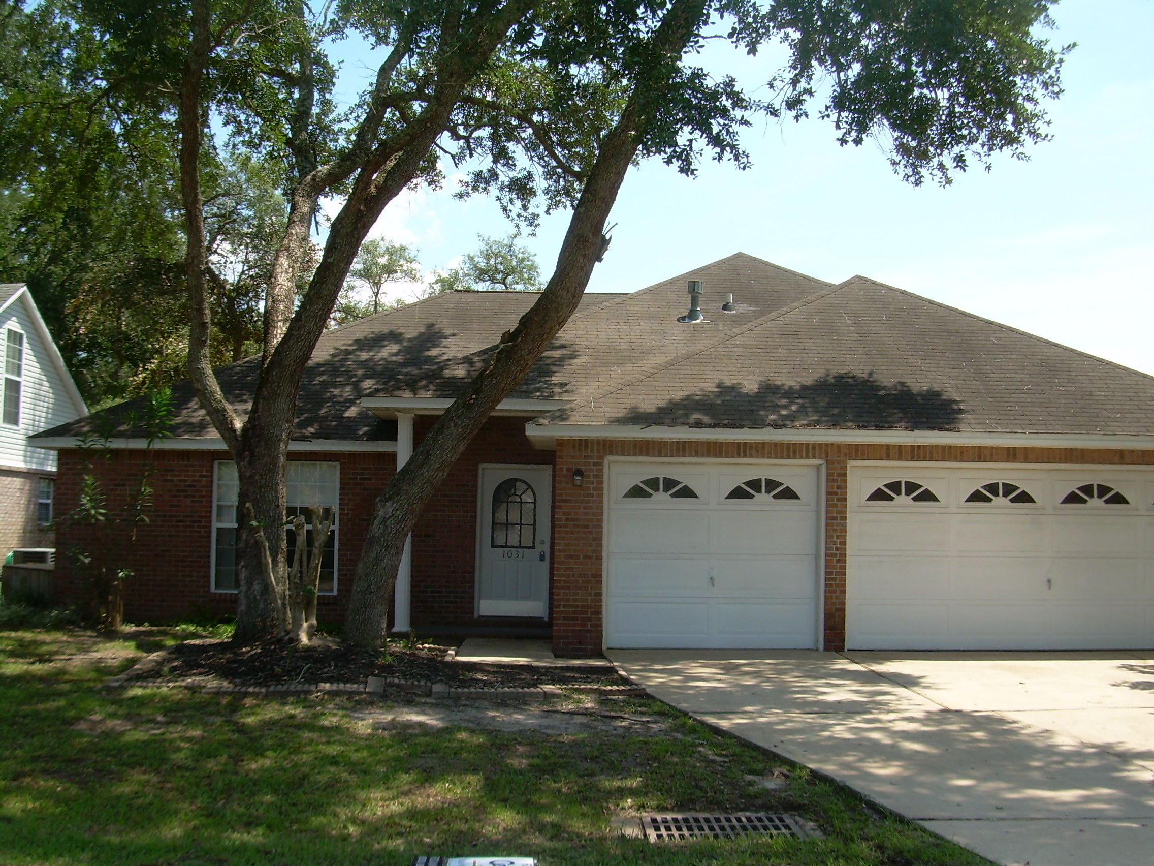 LAKEVIEW - Residential