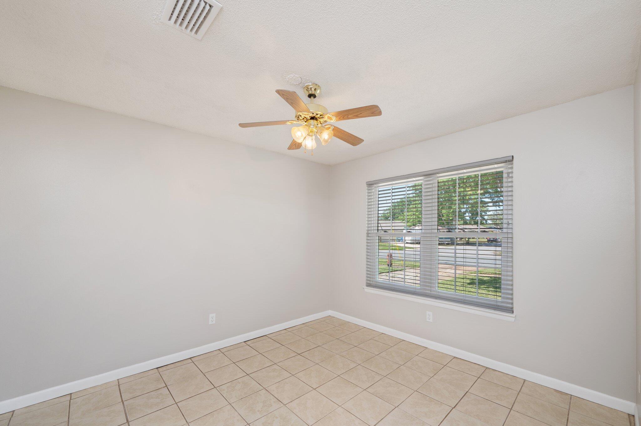 CHATEAU PRES DE LA MER - Residential