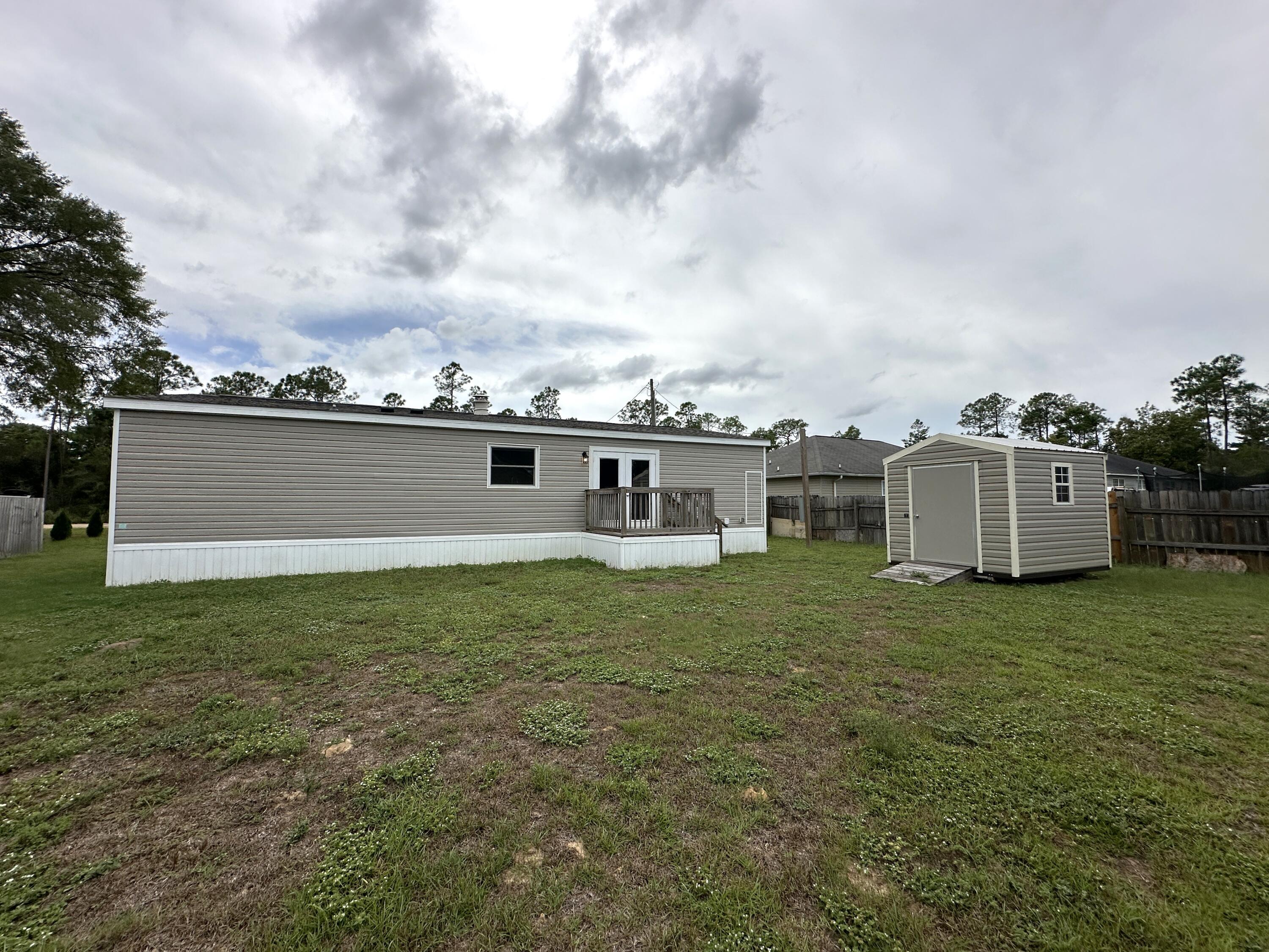 THE PINES - Residential Lease