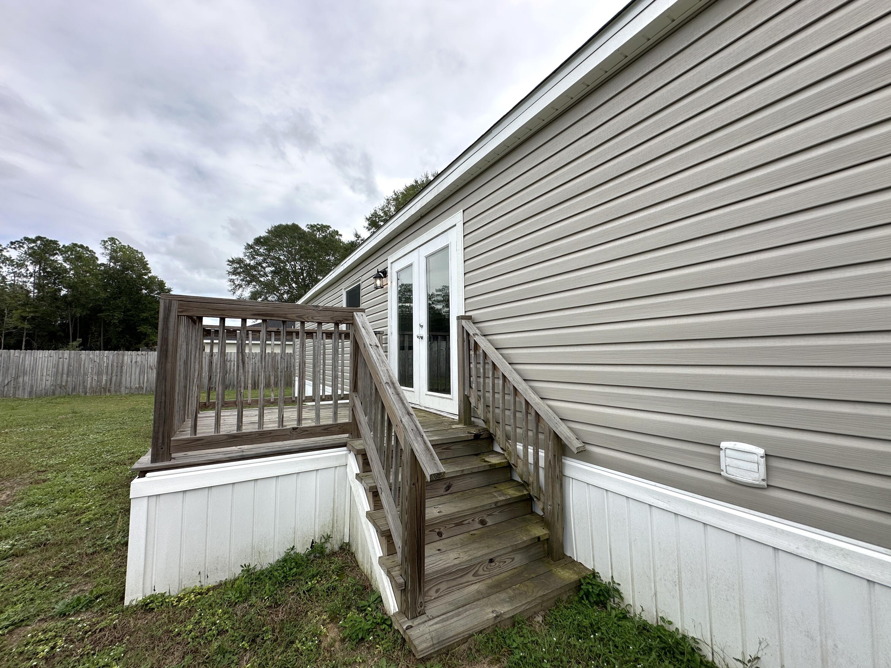 THE PINES - Residential Lease