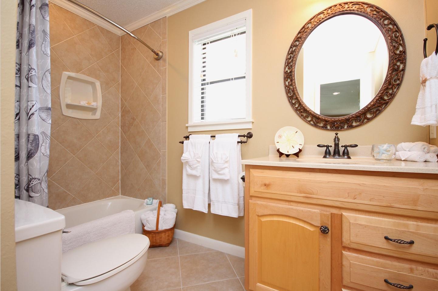 BEACHWOOD VILLAS CONDO - Residential