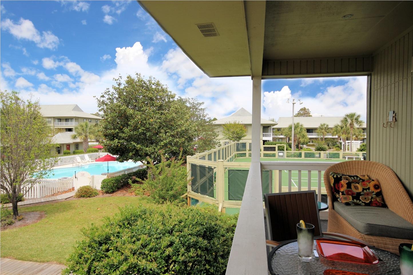 BEACHWOOD VILLAS CONDO - Residential