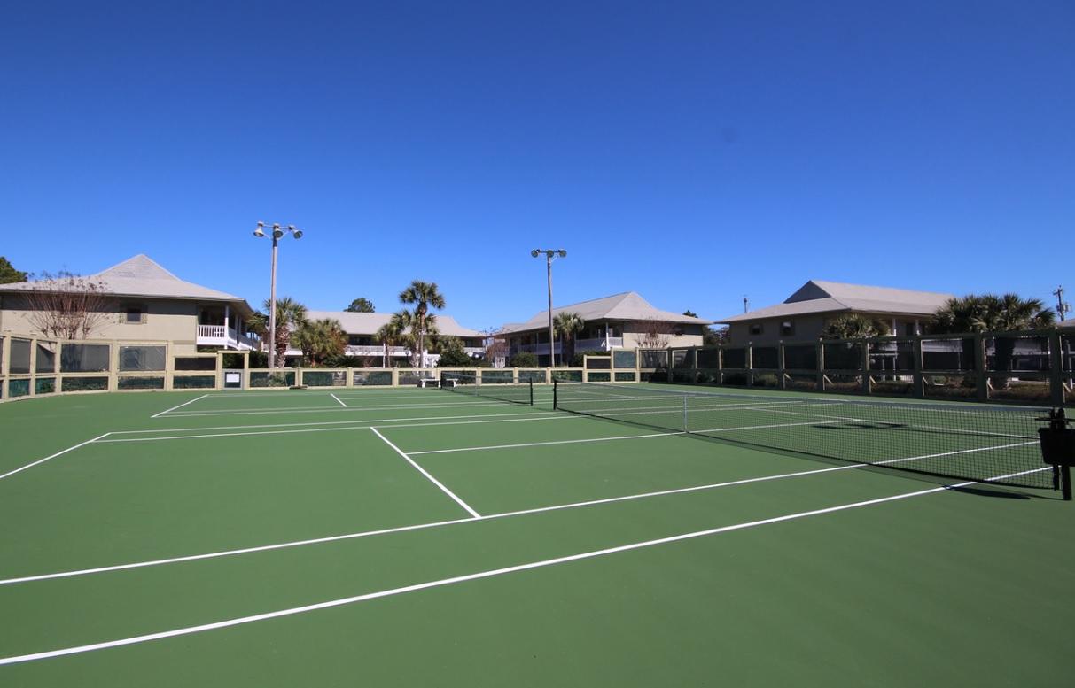 BEACHWOOD VILLAS CONDO - Residential