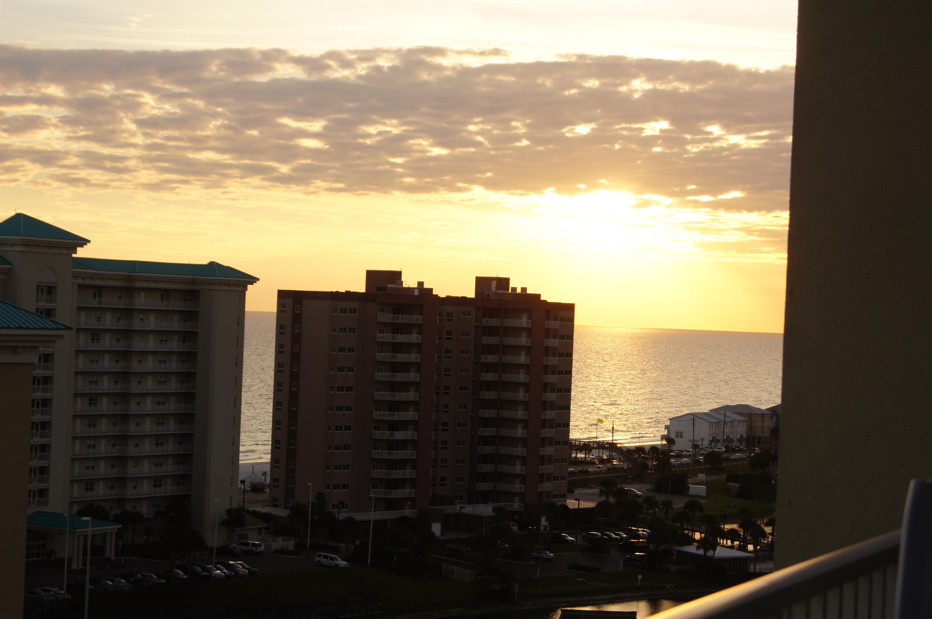 ARIEL DUNES - Residential