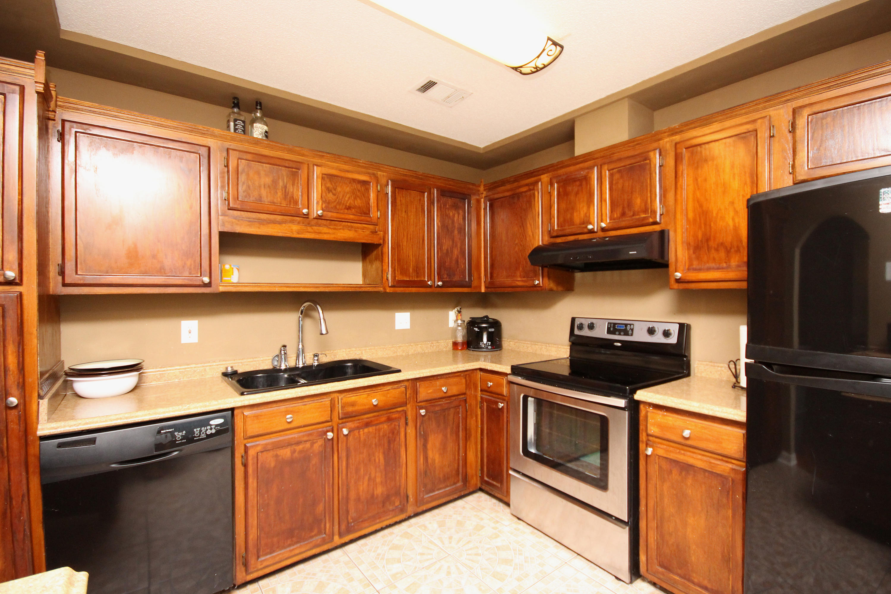 HIDDEN TRAILS PH 1 - Residential