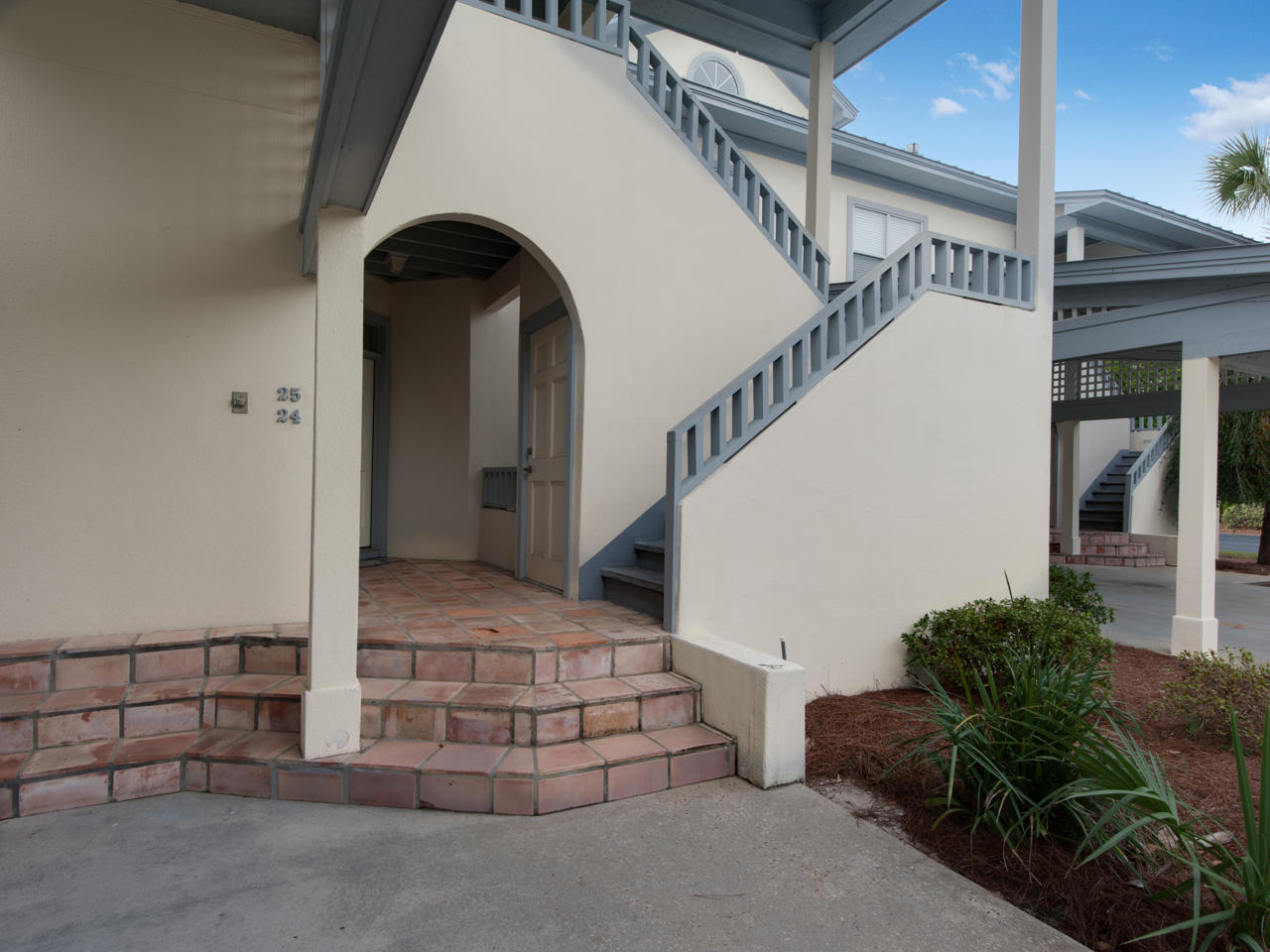 HIDDEN DUNES BEACH VILLAS - Residential