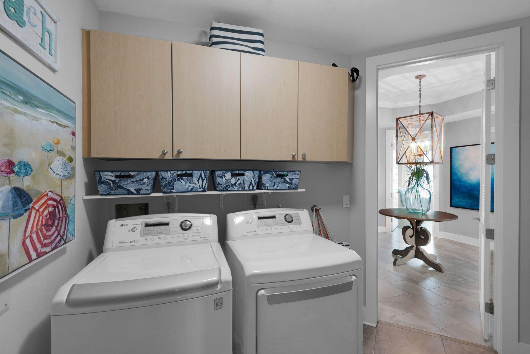 HARBOR LIGHTS - Residential