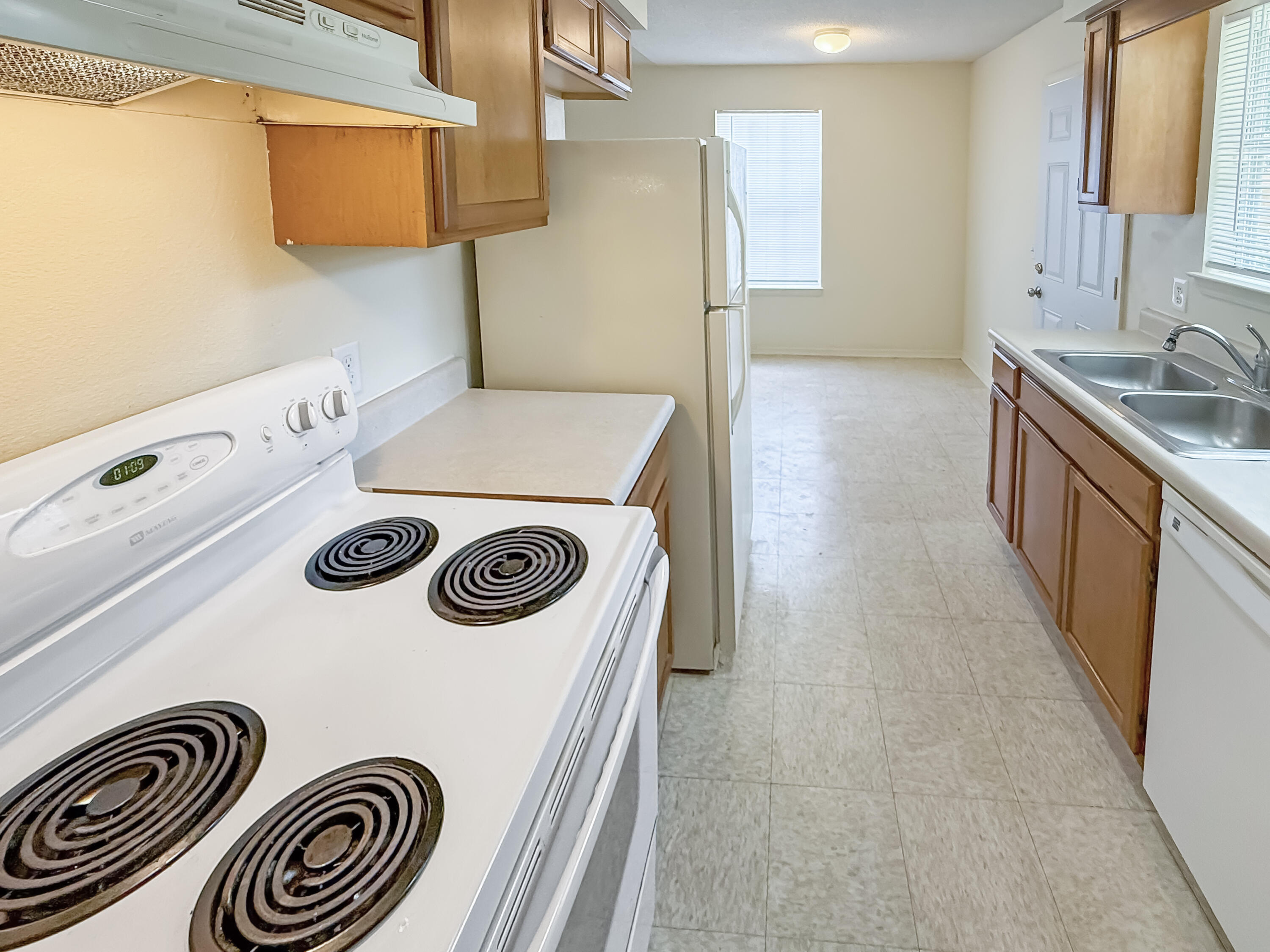 Bay Pine Villas - Residential