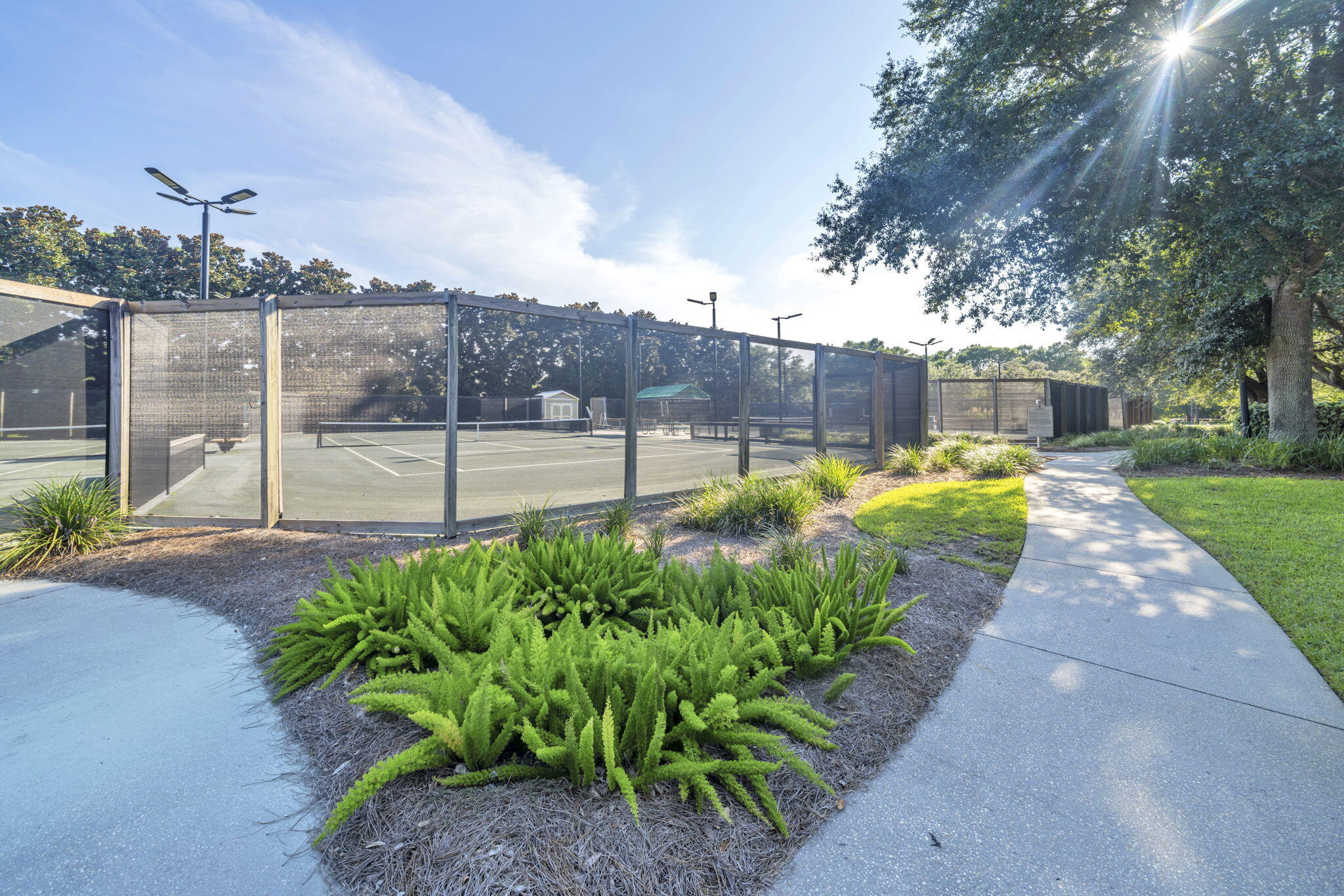 KELLY PLANTATION - Residential