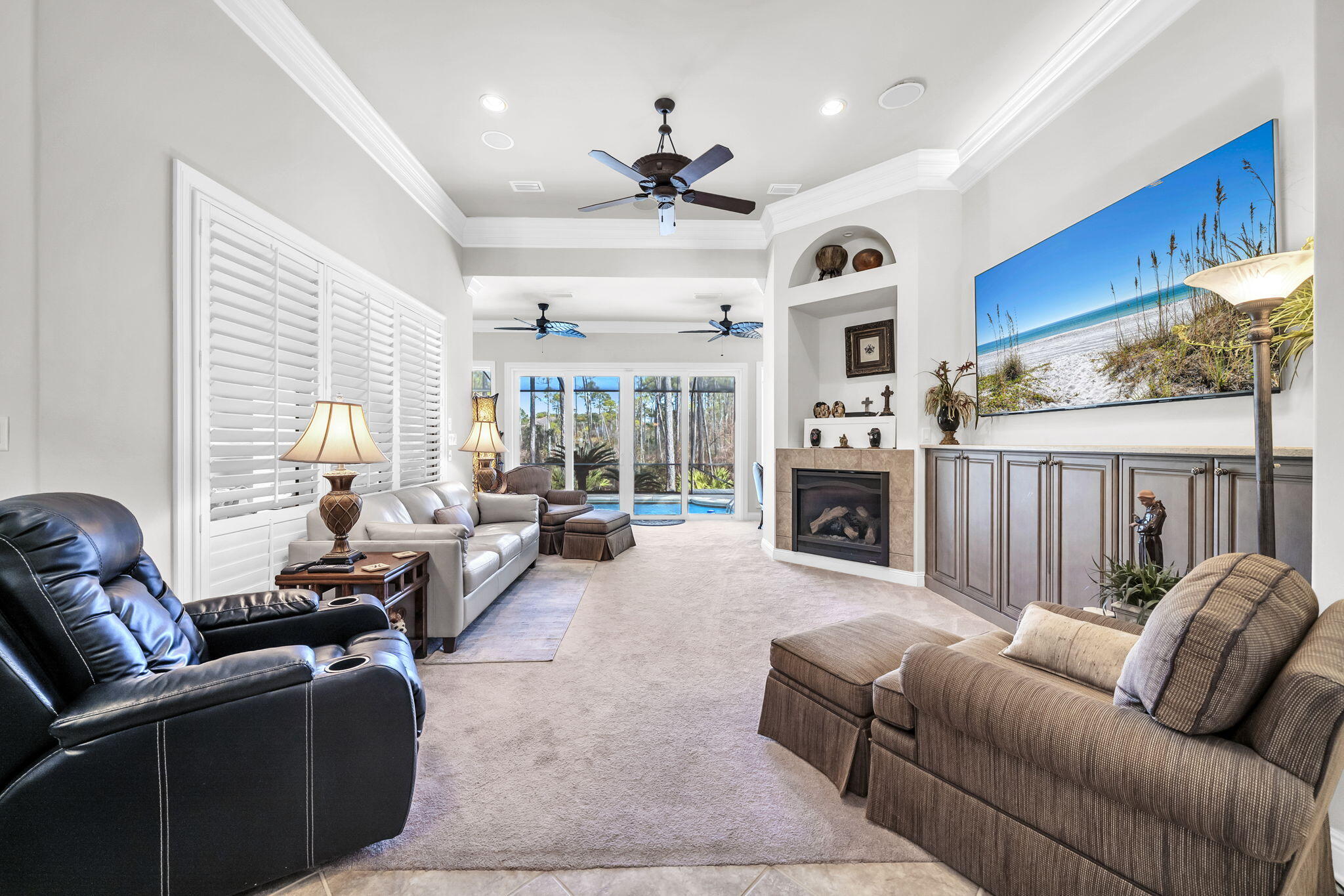 KELLY PLANTATION - Residential