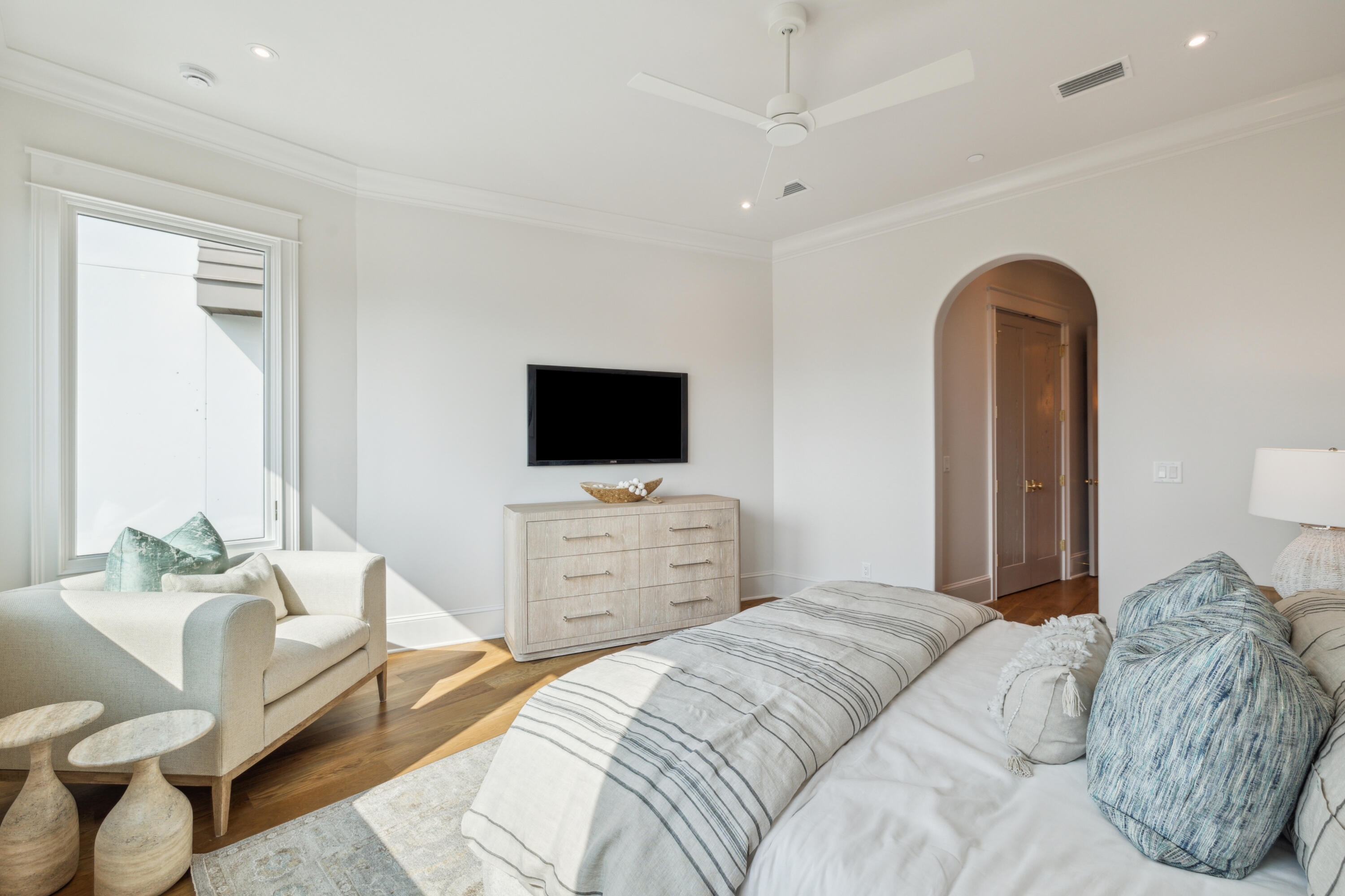 Seawalk Circle - Residential