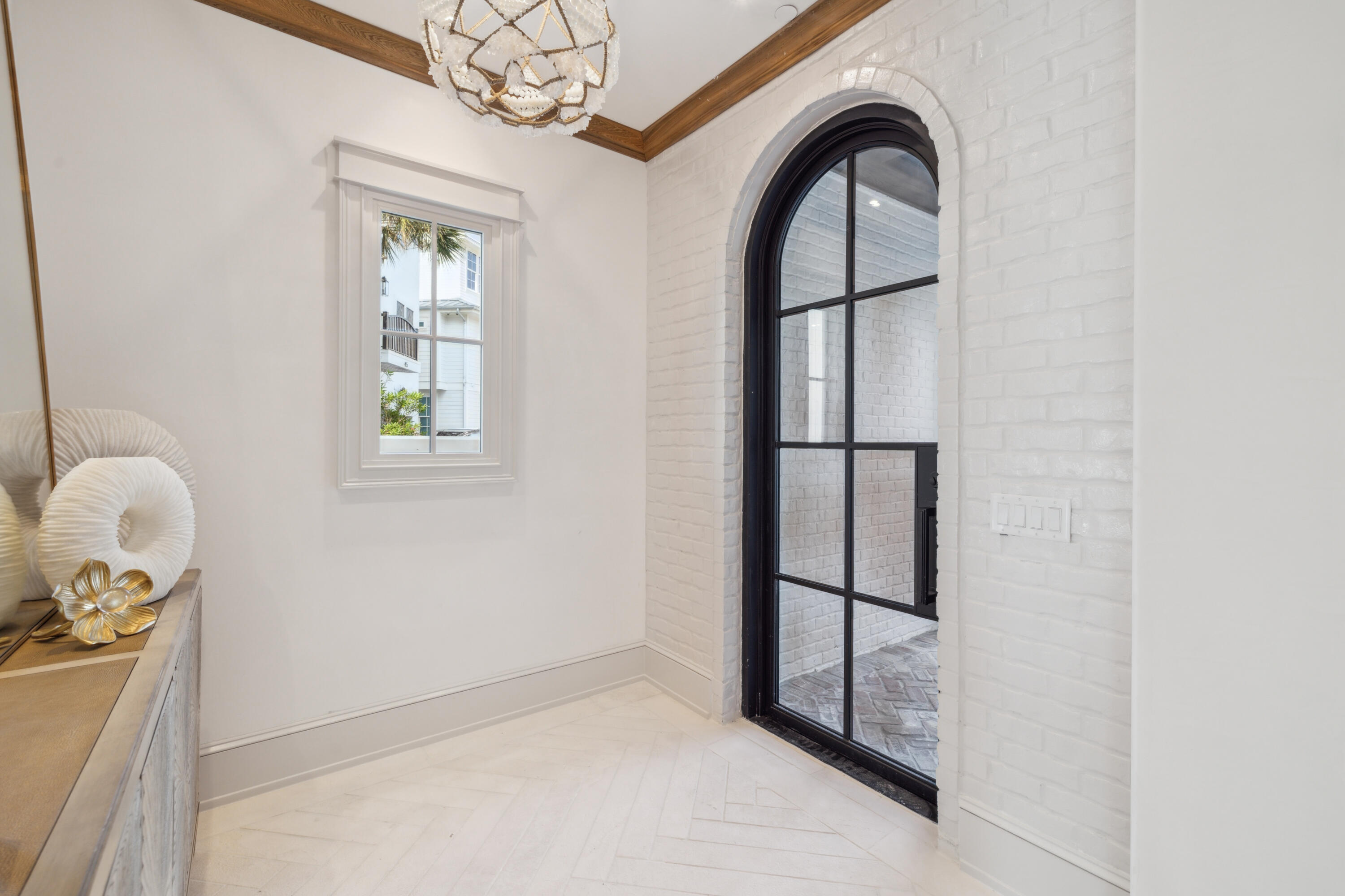 Seawalk Circle - Residential