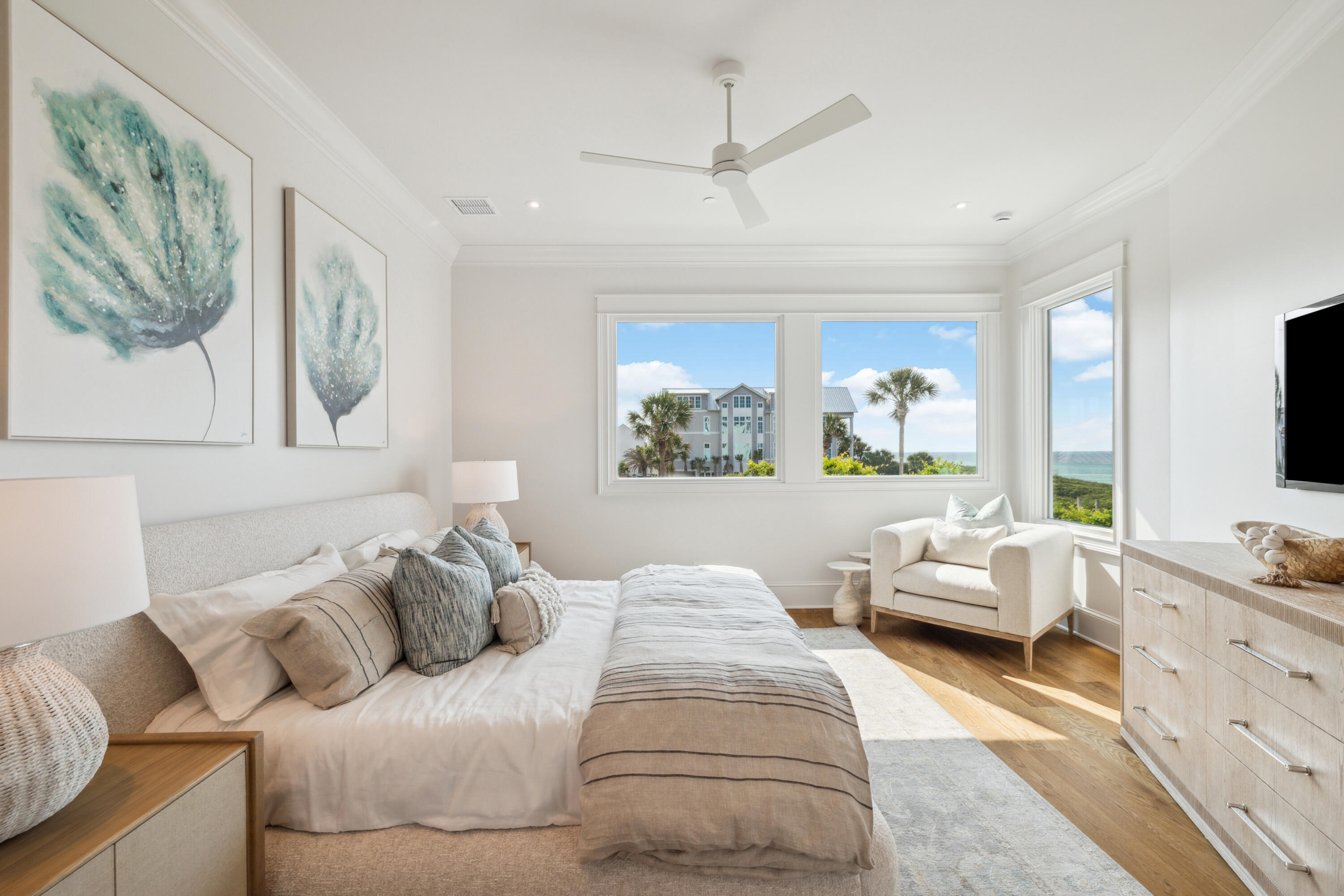 Seawalk Circle - Residential