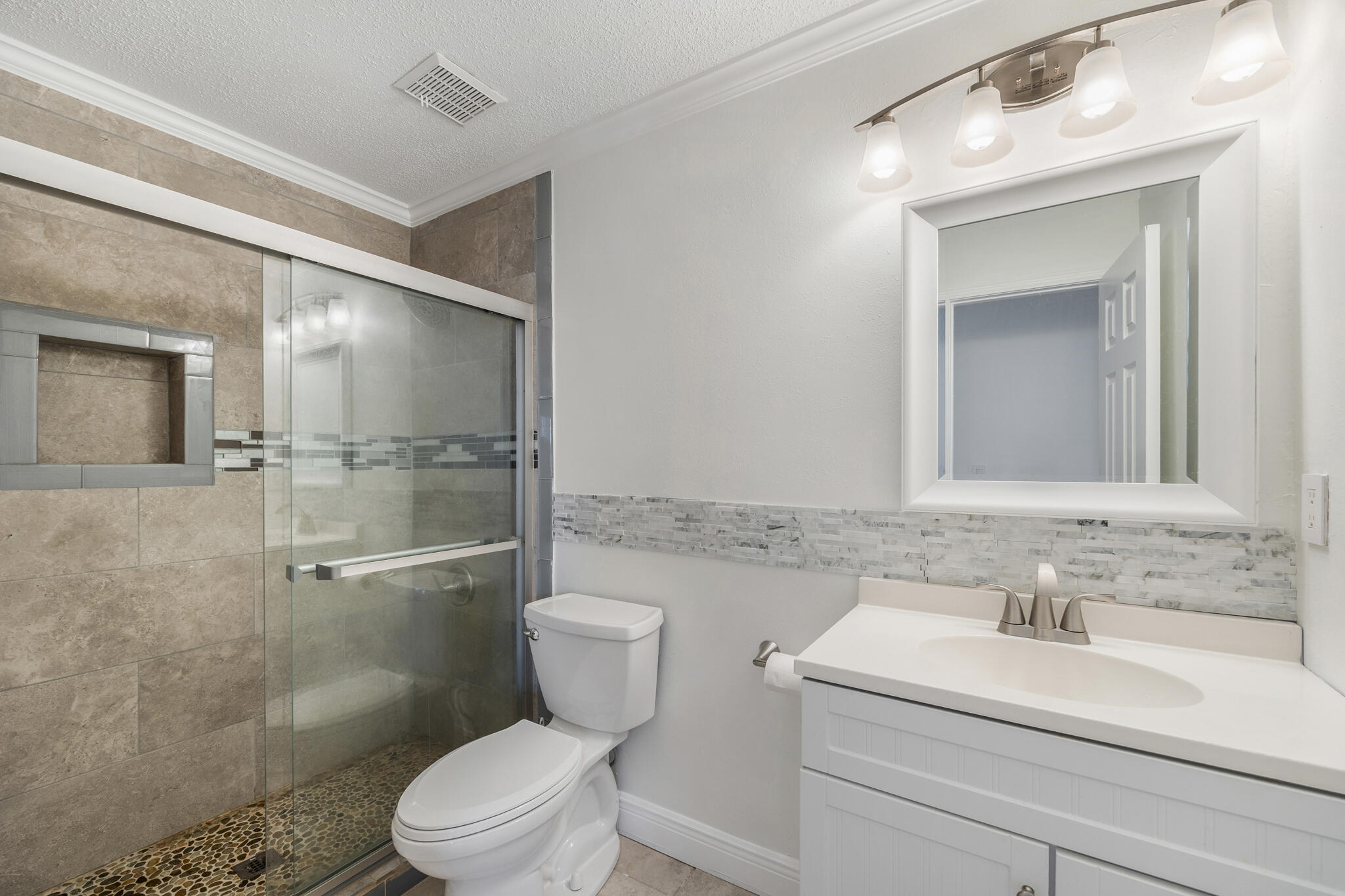 LIGHTHOUSE POINTE - Residential
