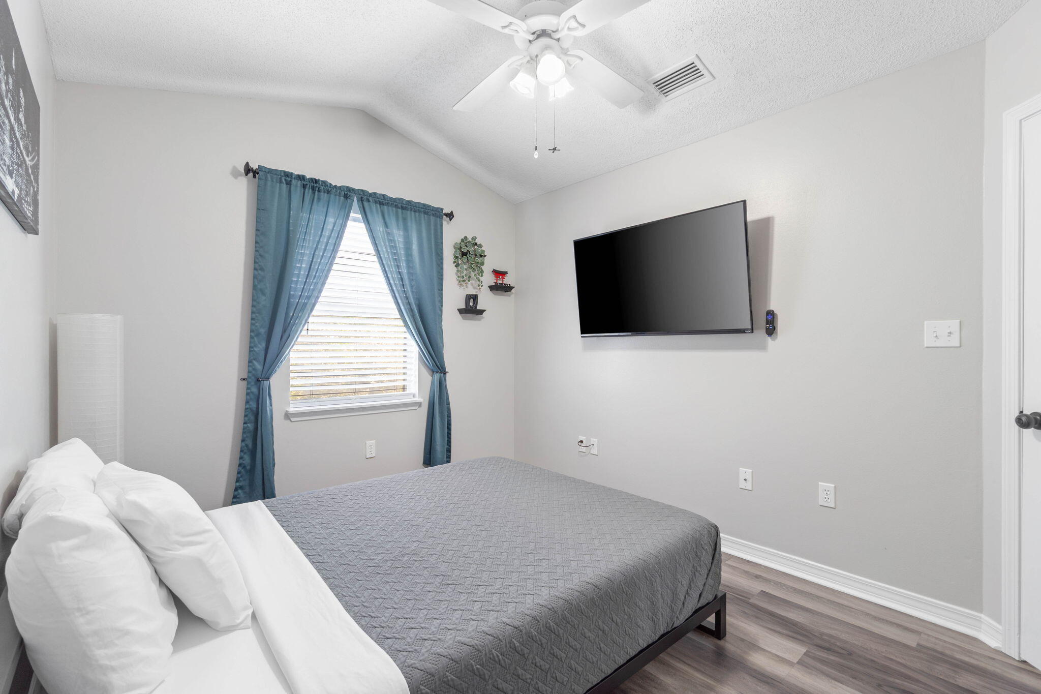 SEA LARK LANDING - Residential