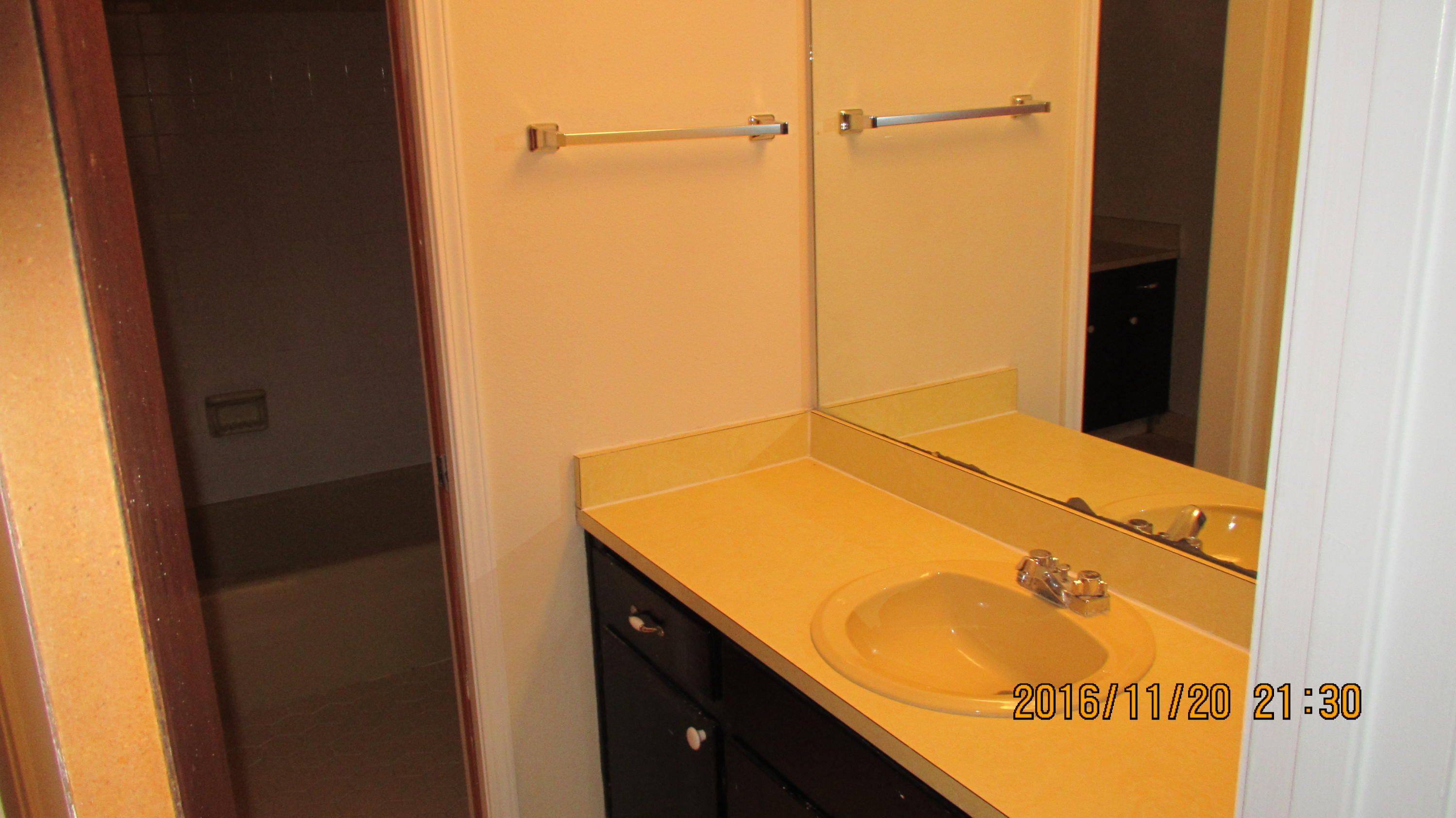 OVERBROOK - Residential Lease