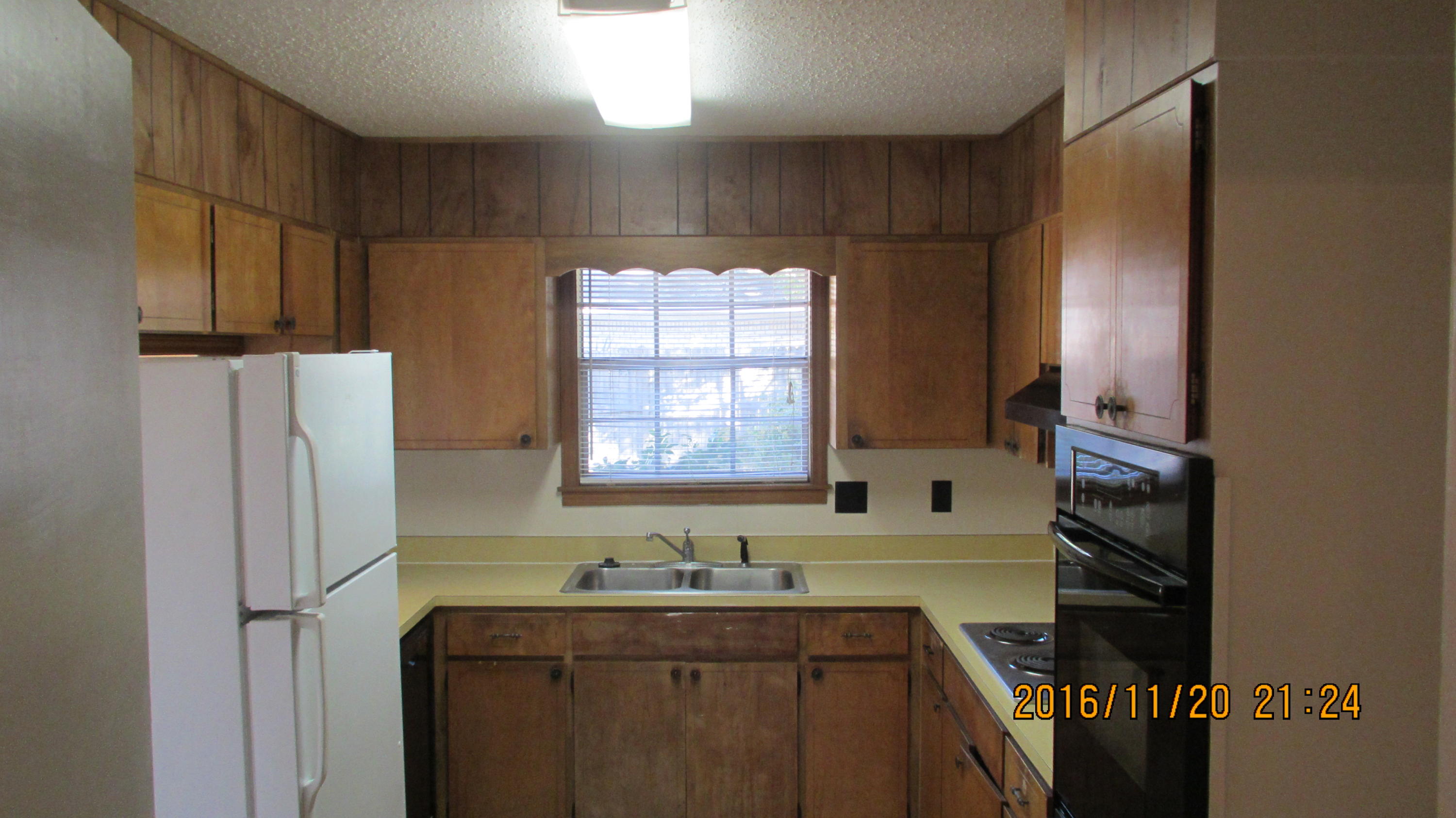 OVERBROOK - Residential Lease